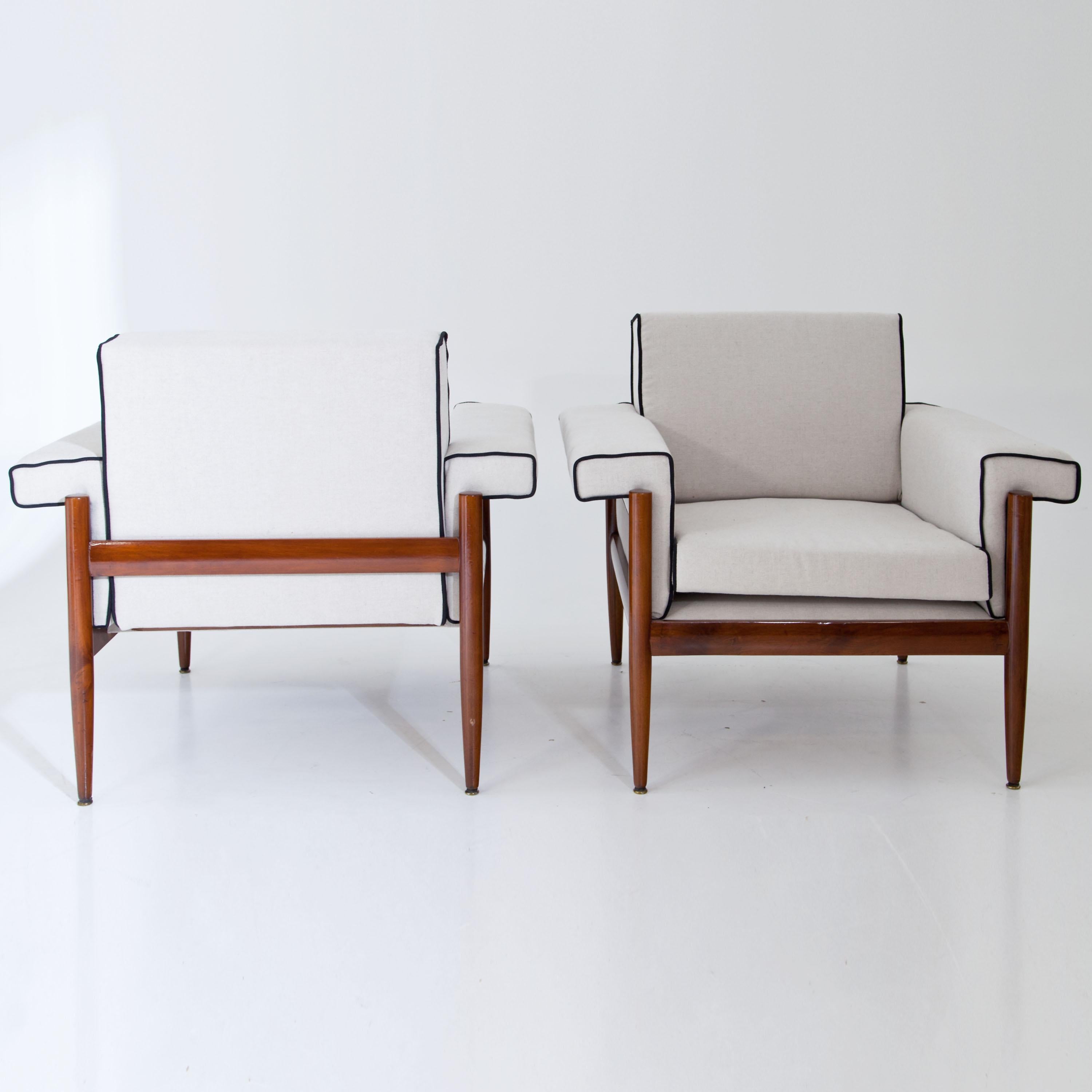 Pair of Italian Design Lounge Chairs, Trafilisa Isa Bergamo, Italy 1950s For Sale 2