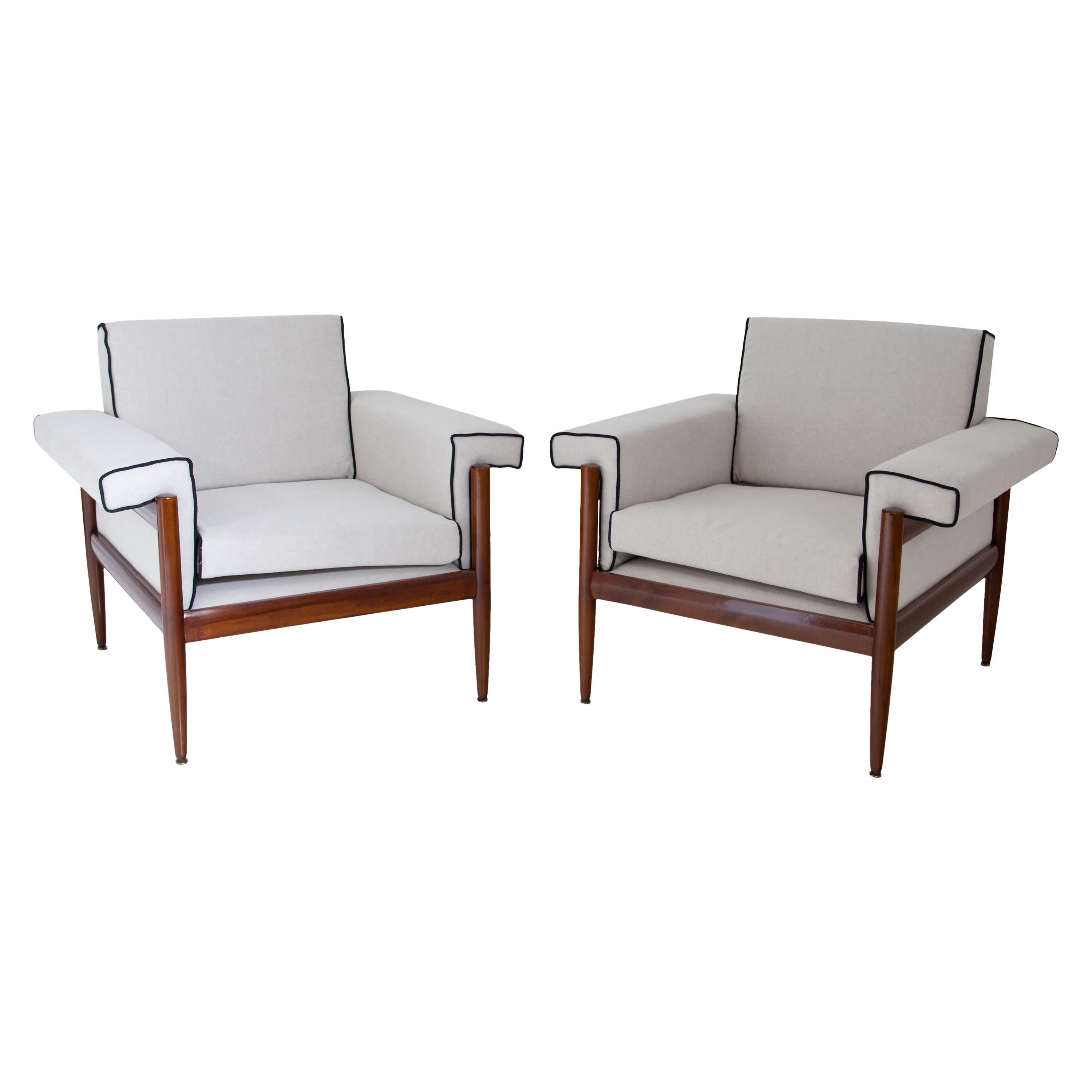 Pair of Italian Design Lounge Chairs, Trafilisa Isa Bergamo, Italy 1950s