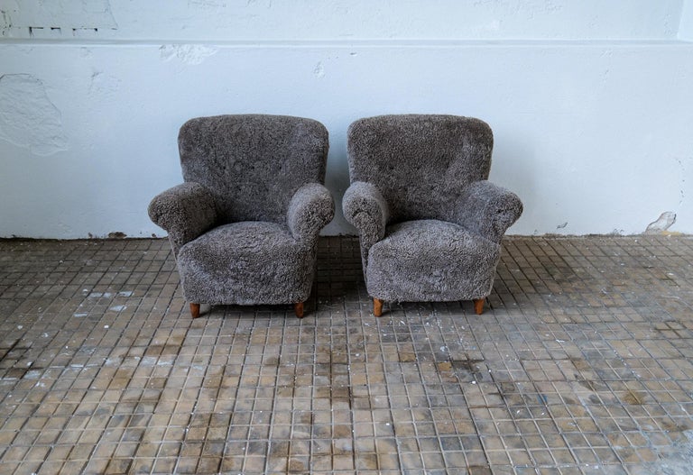 Mid-Century Modern Mid Century Lounge Chairs in Grey/Black Sheepskin Shearling Sweden, 1940s