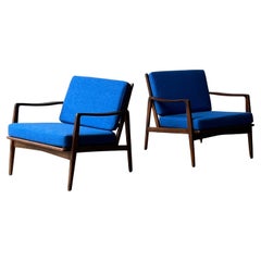 Mid-Century Lounge Chairs in Vibrant Blue - a Pair
