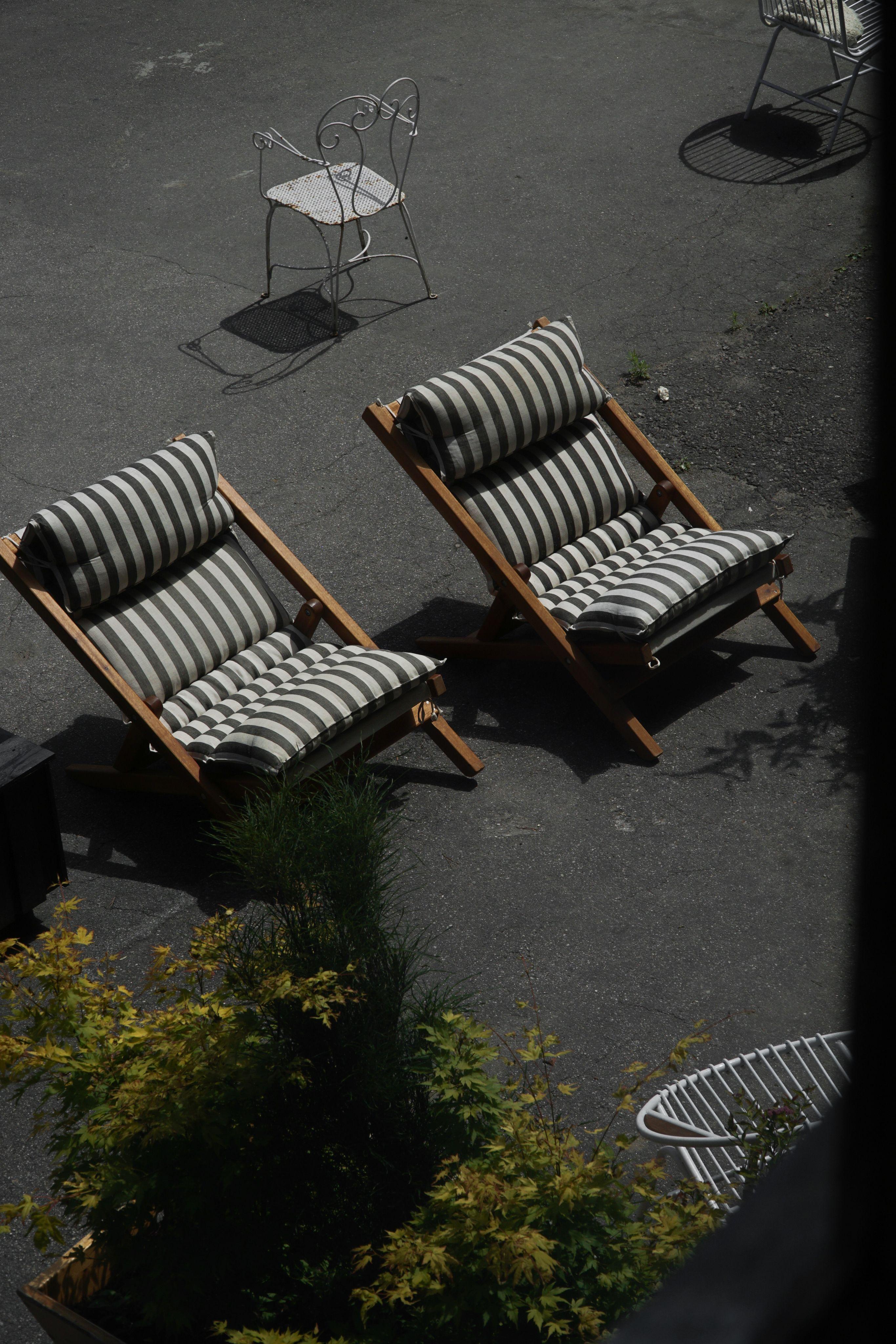 20th Century Mid Century Lounge/Sun Chairs in Pine and Striped Cotton Canvas, Denmark, 1970s For Sale