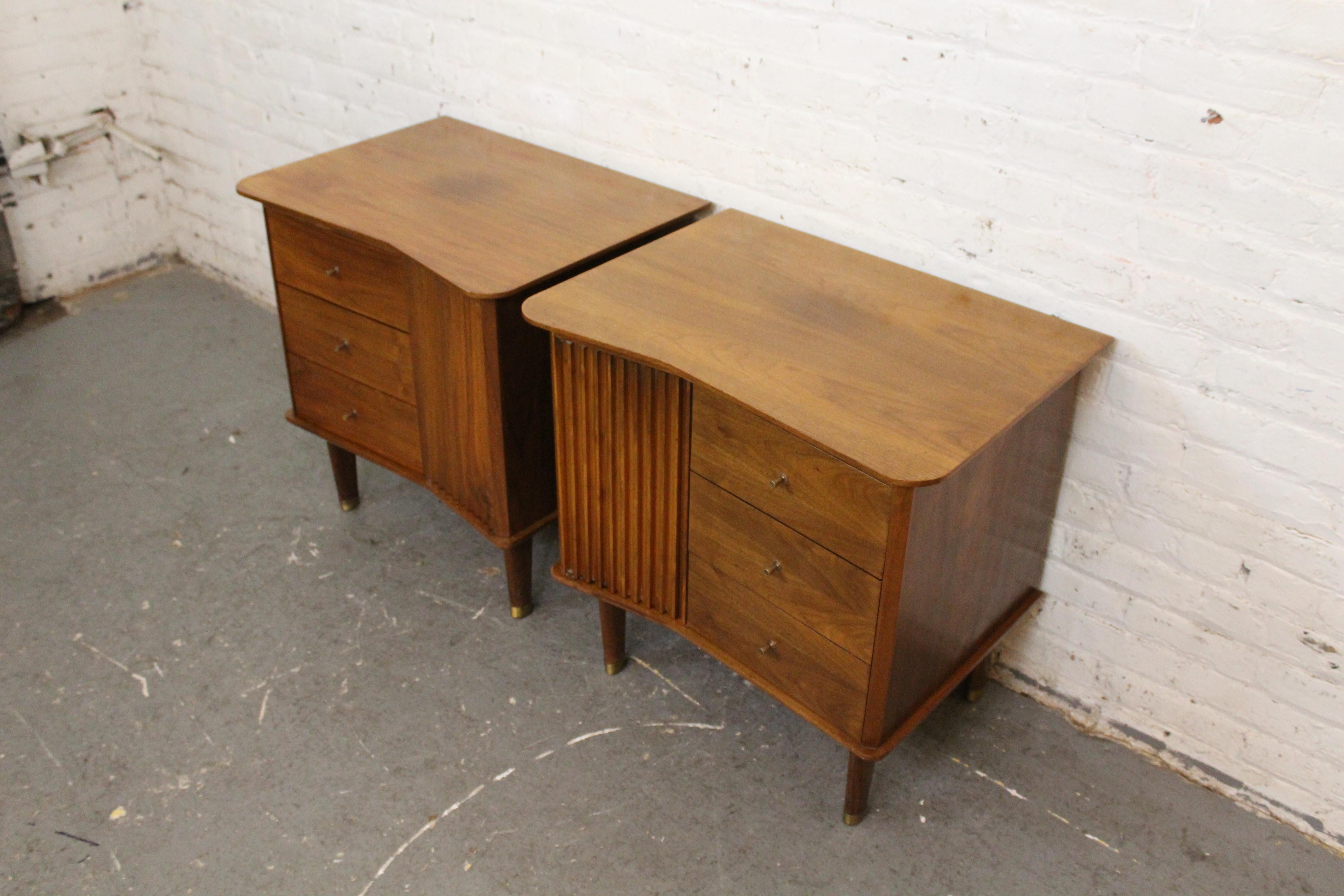 Mid-Century Modern Mid-Century Louvered Walnut Nightstands by United Furniture