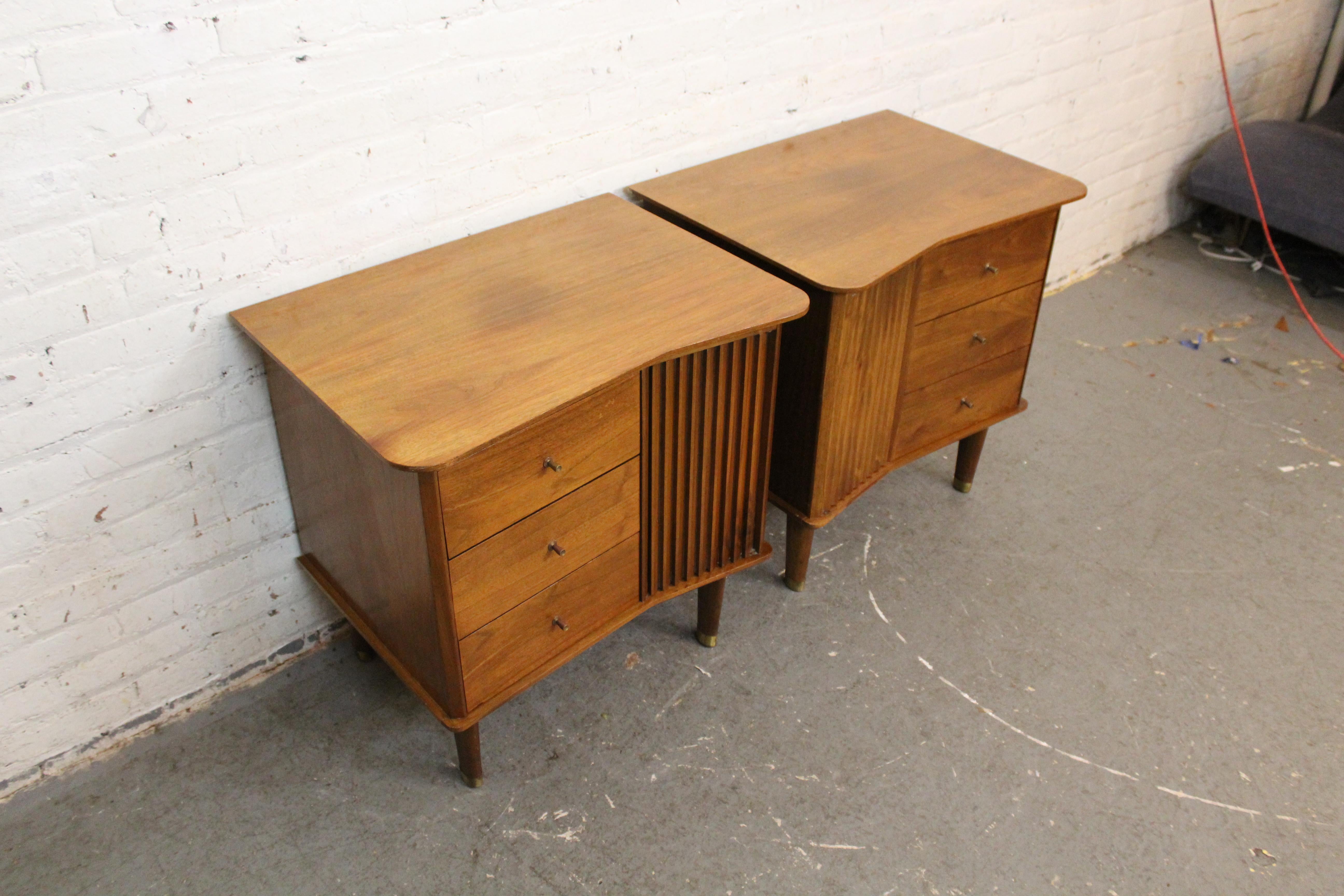 American Mid-Century Louvered Walnut Nightstands by United Furniture