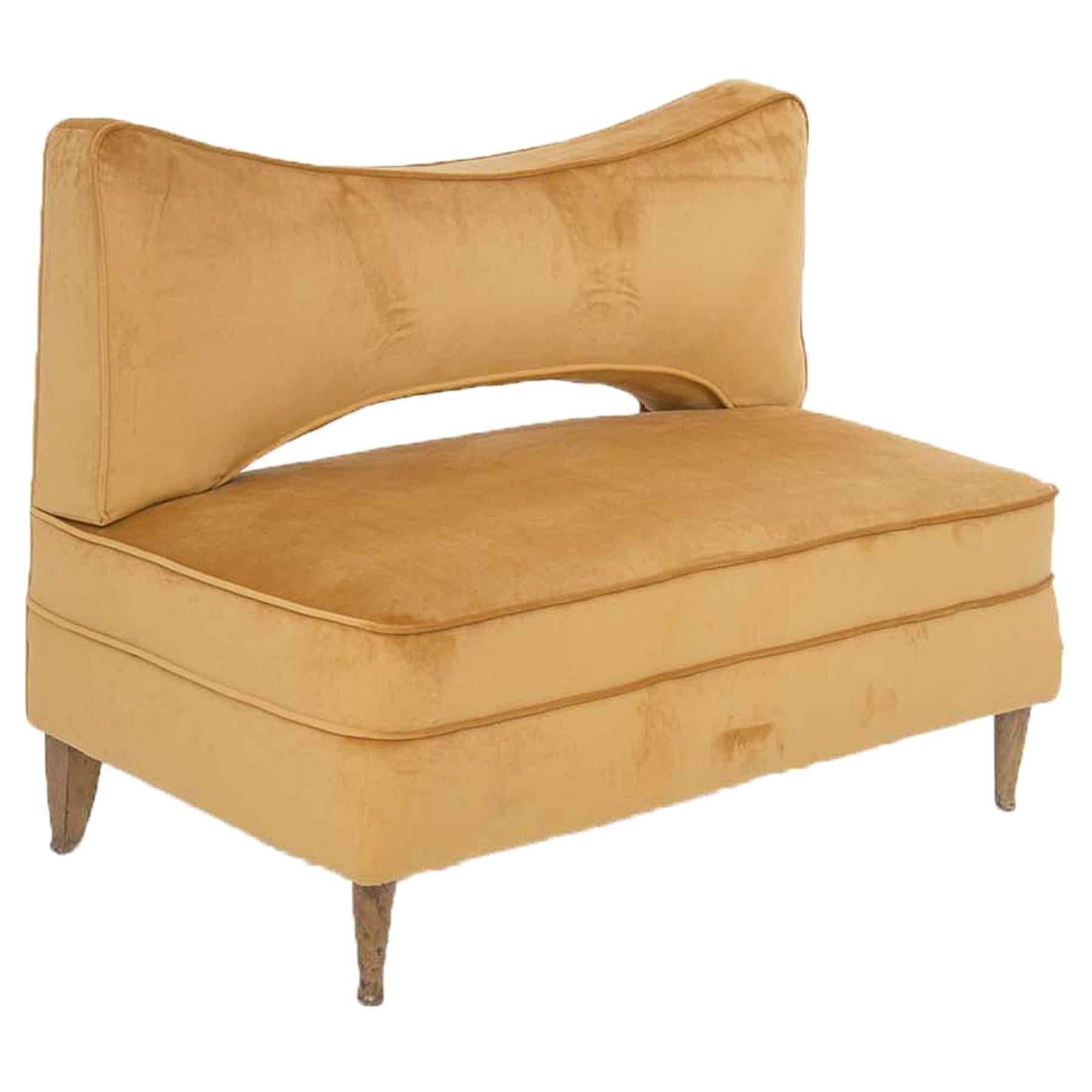 Vintage Loveseats 1,318 For Sale at 1stdibs