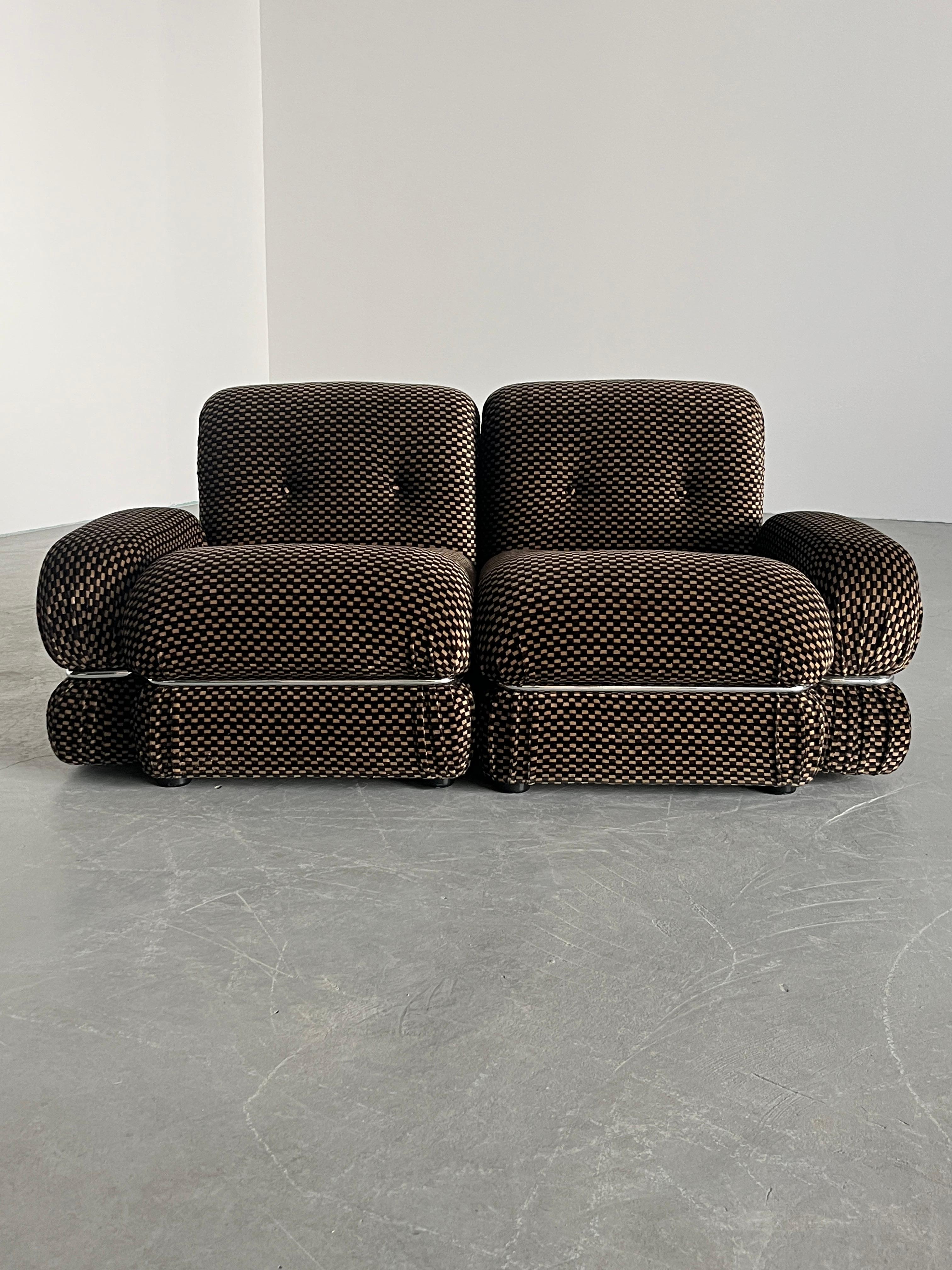 Causeuse du milieu du siècle en tissu à carreaux et acier chromé, Italie des années 1970 Bon état - En vente à Zagreb, HR