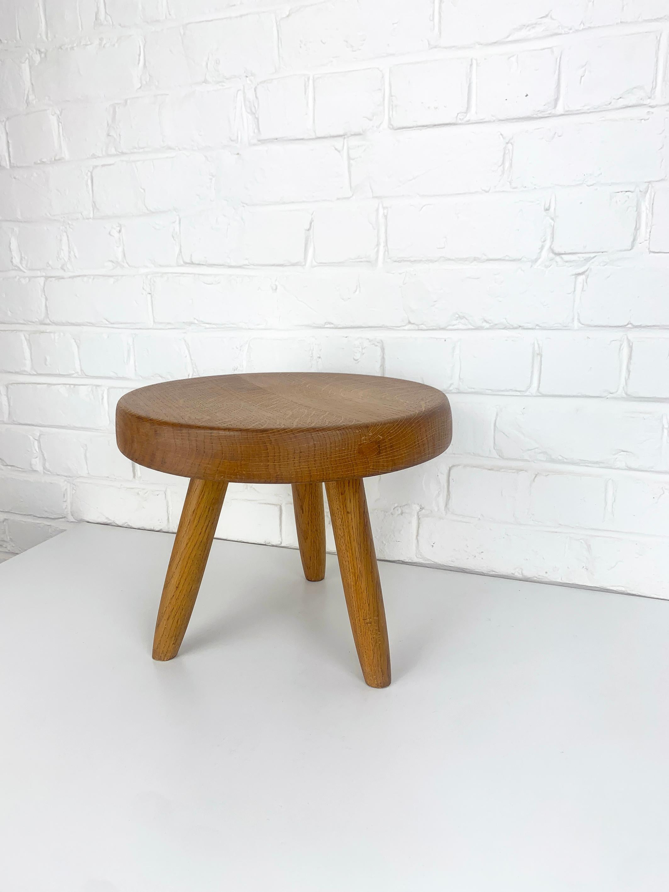 Sgabello Berger basso in frassino di metà secolo Charlotte Perriand Steph Simon Paris, 1950 in vendita 2