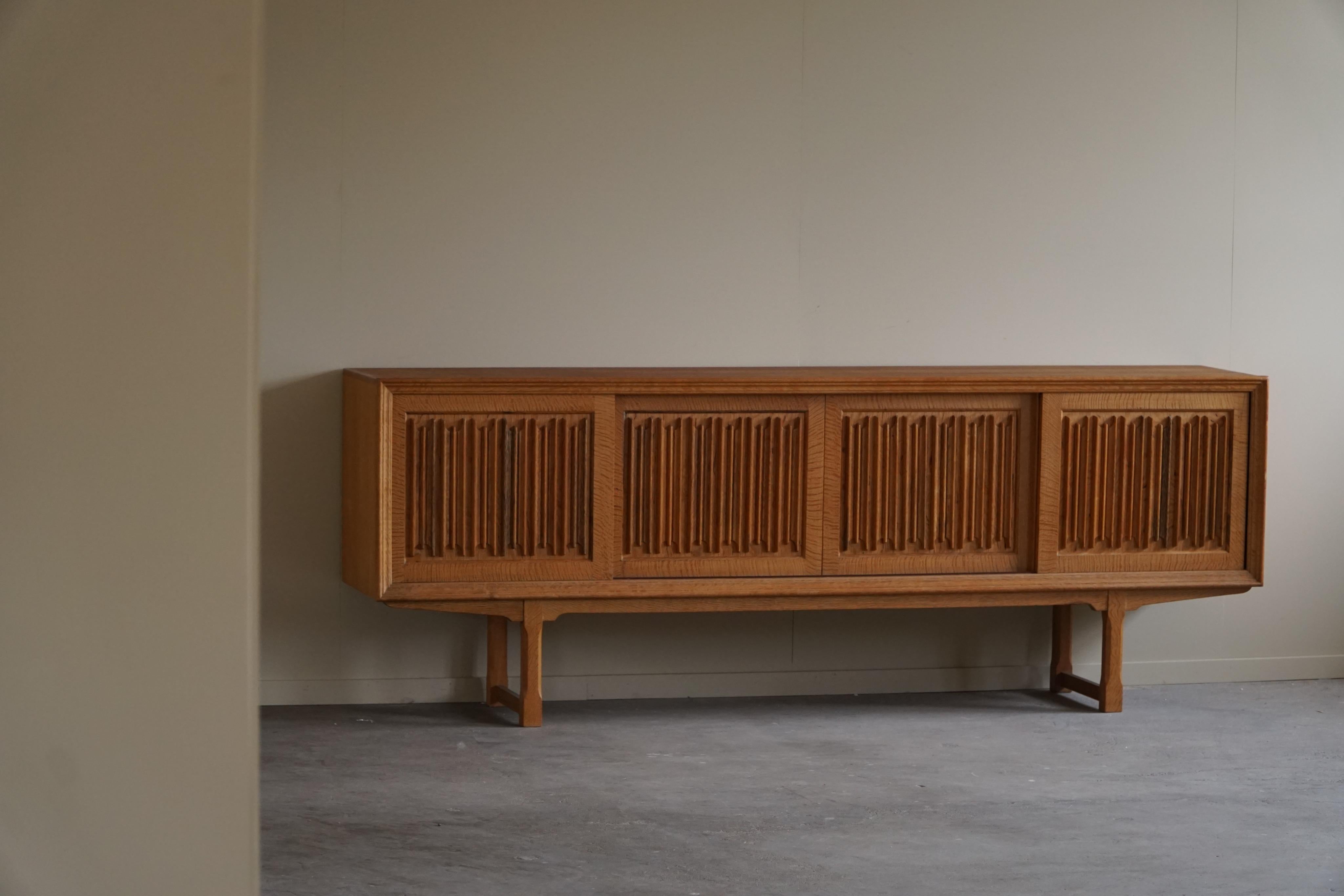 Midcentury Low Sculptural Sideboard in Oak, Made by a Danish Cabinetmaker, 1960 10