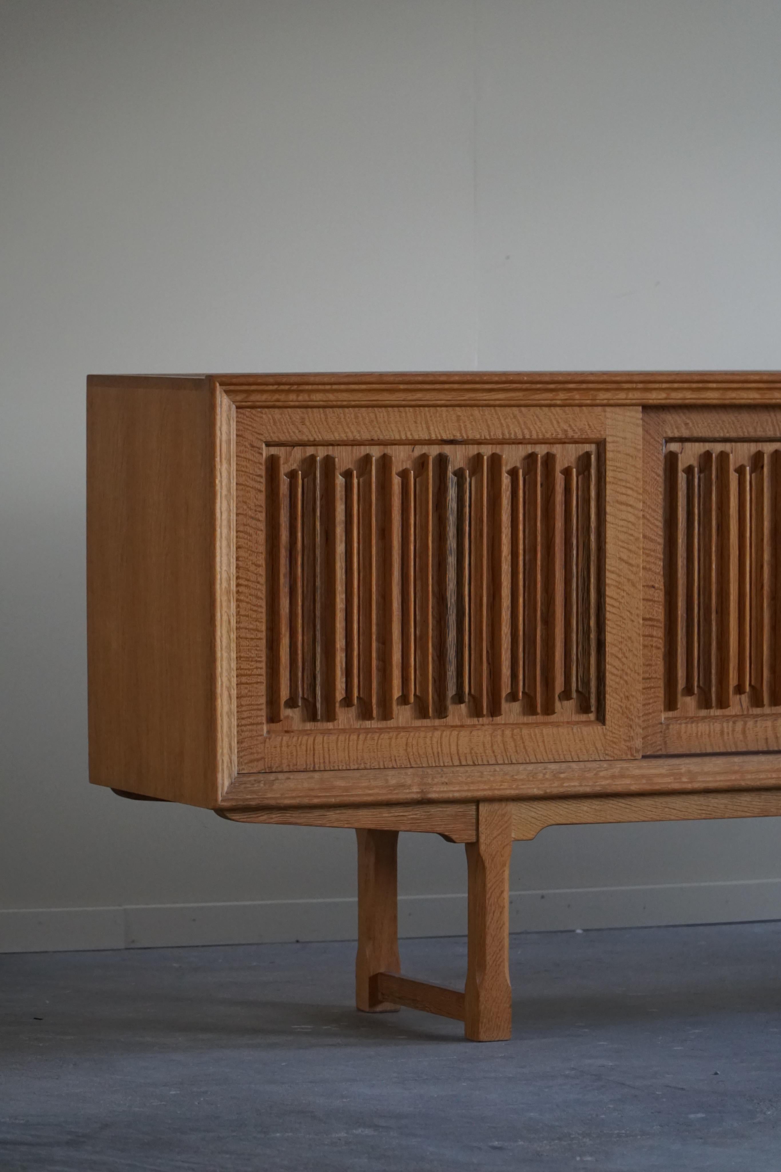 Midcentury Low Sculptural Sideboard in Oak, Made by a Danish Cabinetmaker, 1960 14