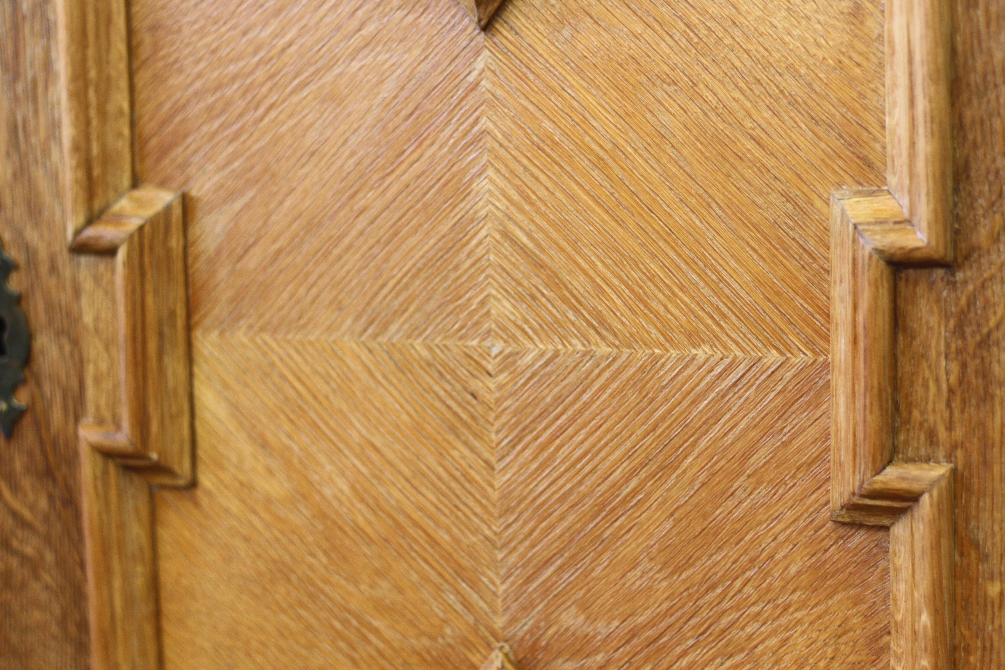 Credenza bassa di metà secolo, mobile in Oak nello stile di Henning Kjærnulf, 1960 in vendita 11
