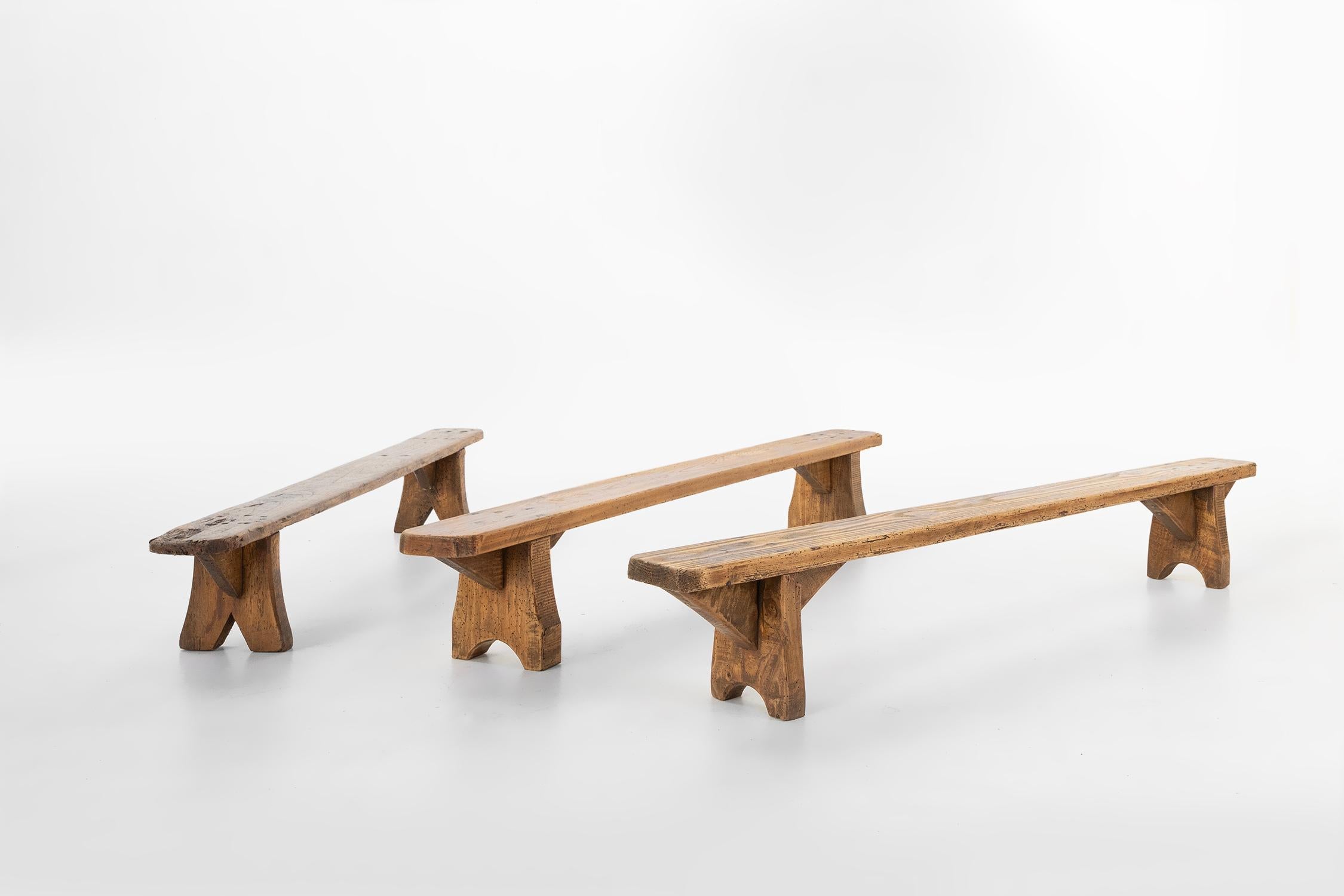 Mid century low wooden bench, France ca. 1850 For Sale 3