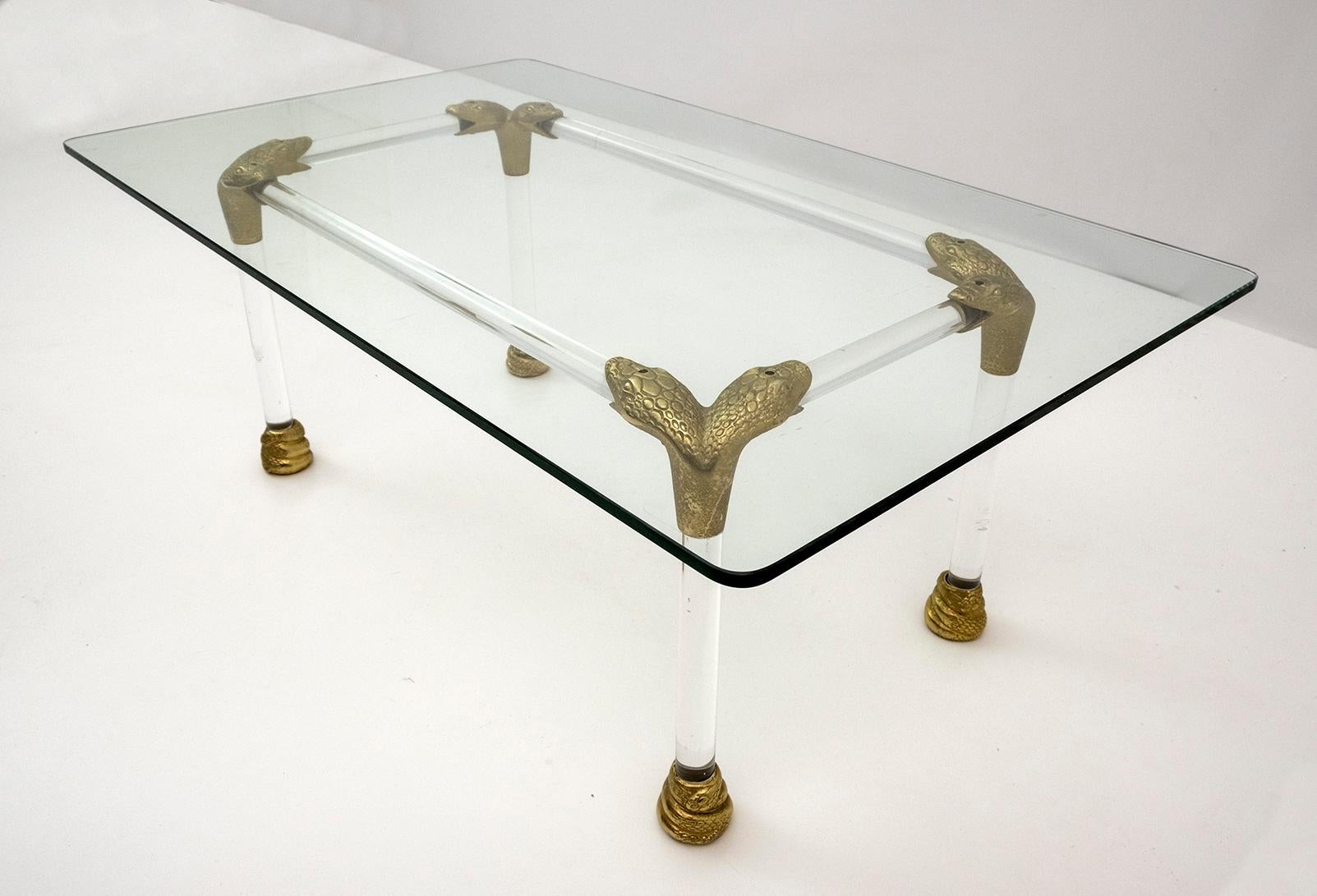 Mid-Century Lucite and Brass Italian Coffee Table with Snake Head Details, 1970s For Sale 1