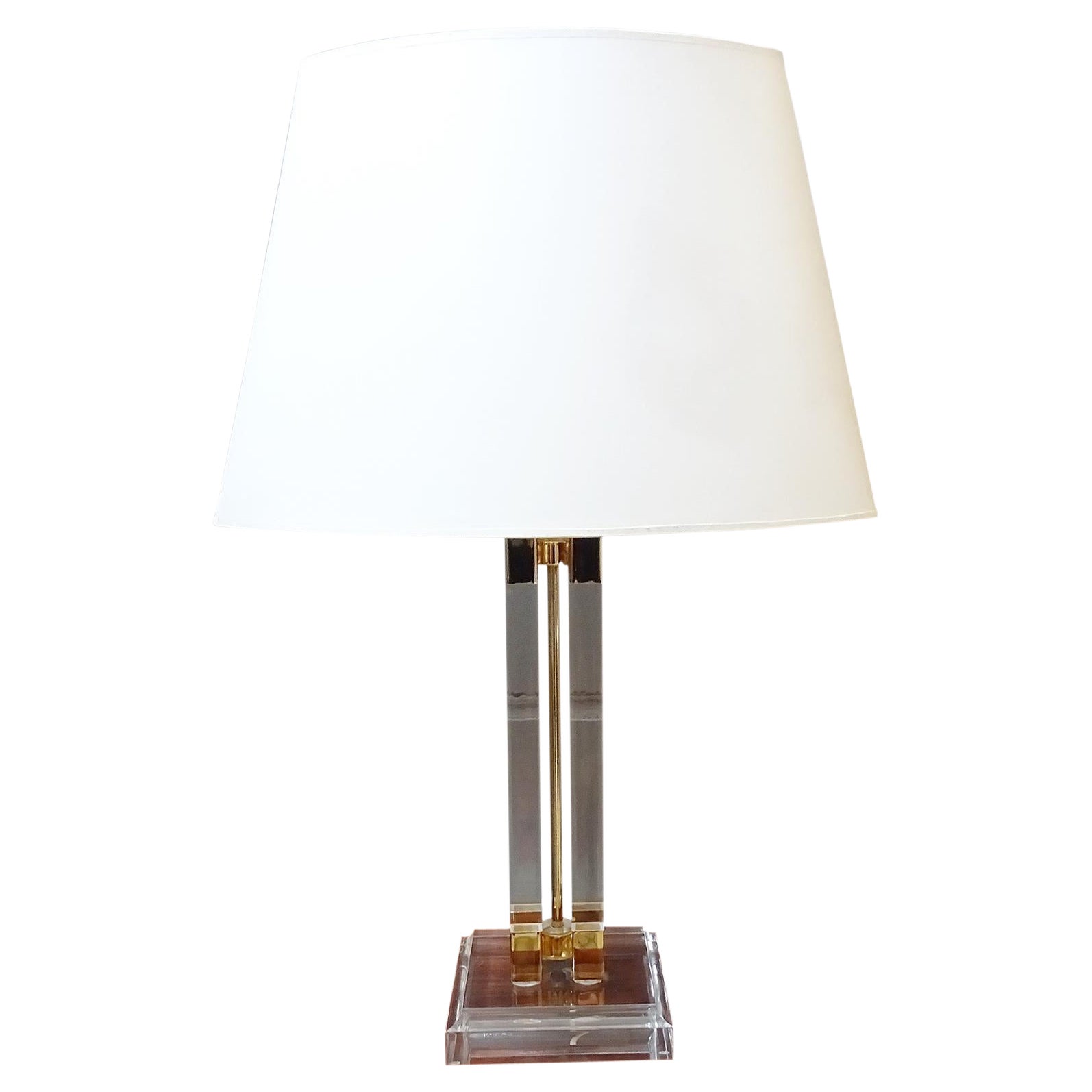 Mid-Century-Tischlampe aus Lucite und Messing, 1970er Jahre