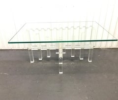Lucite-Cocktailtisch aus der Mitte des Jahrhunderts