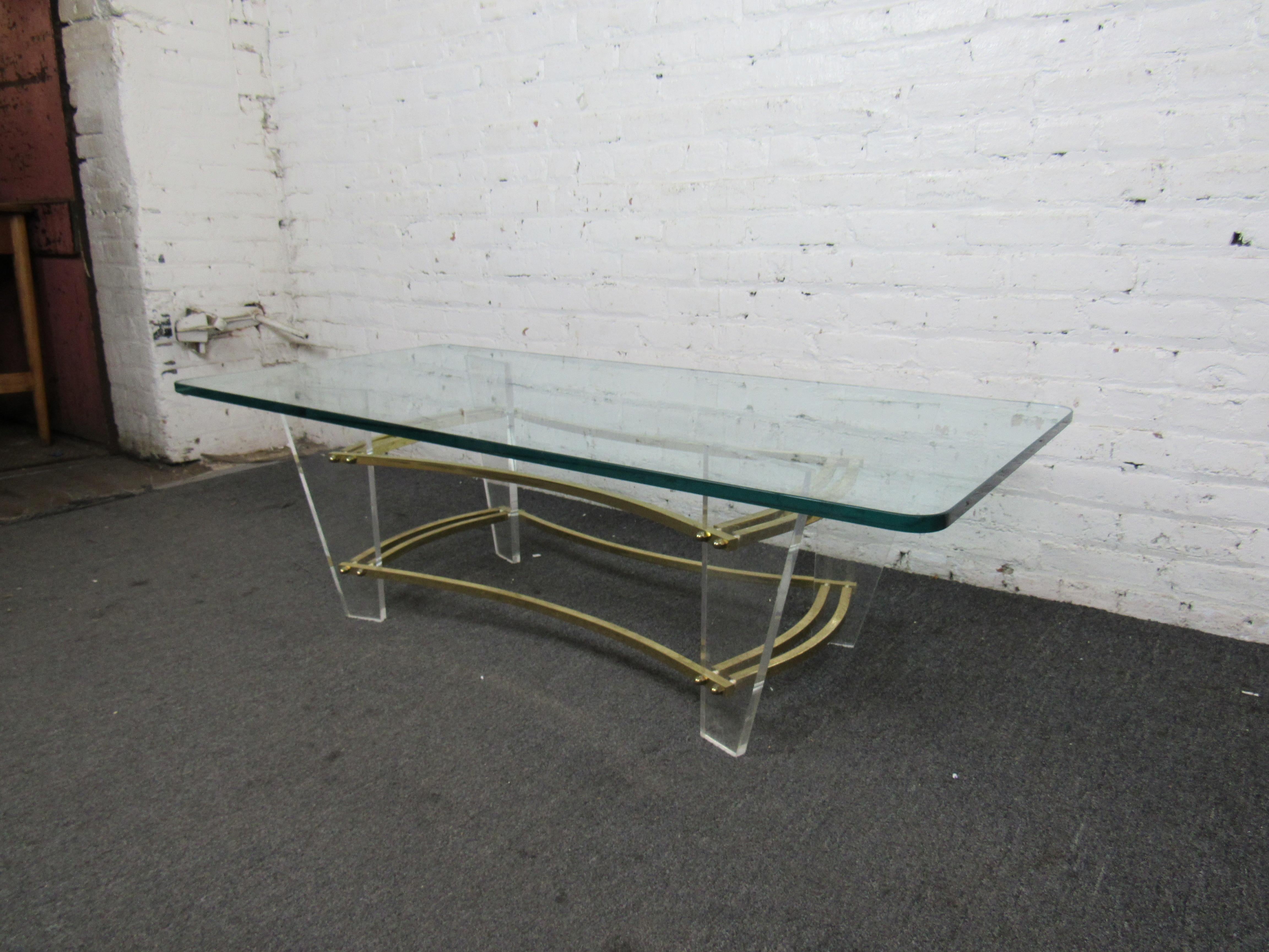 Mid-Century Modern Mid-Century Lucite Coffee Table For Sale