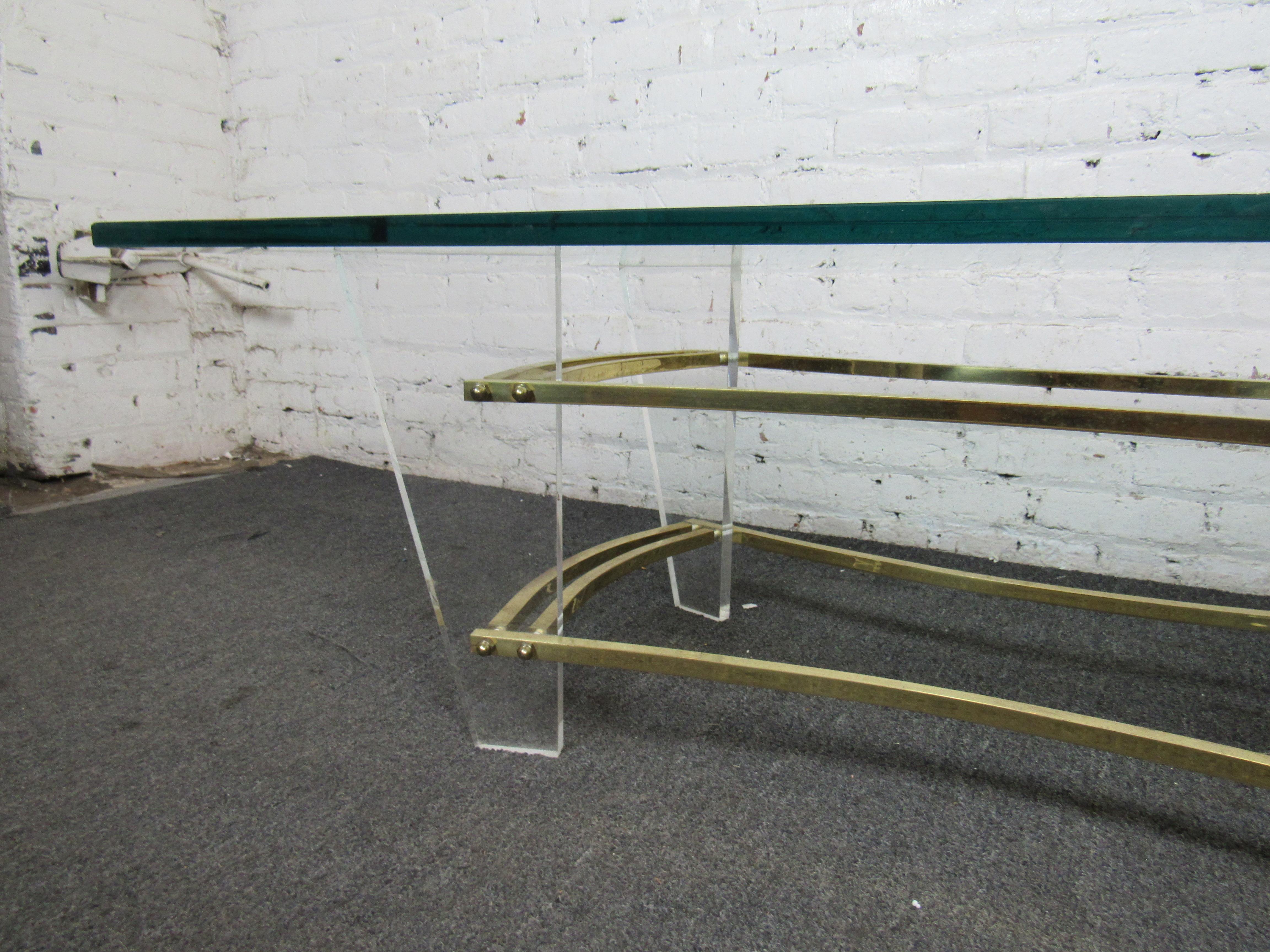 20th Century Mid-Century Lucite Coffee Table For Sale