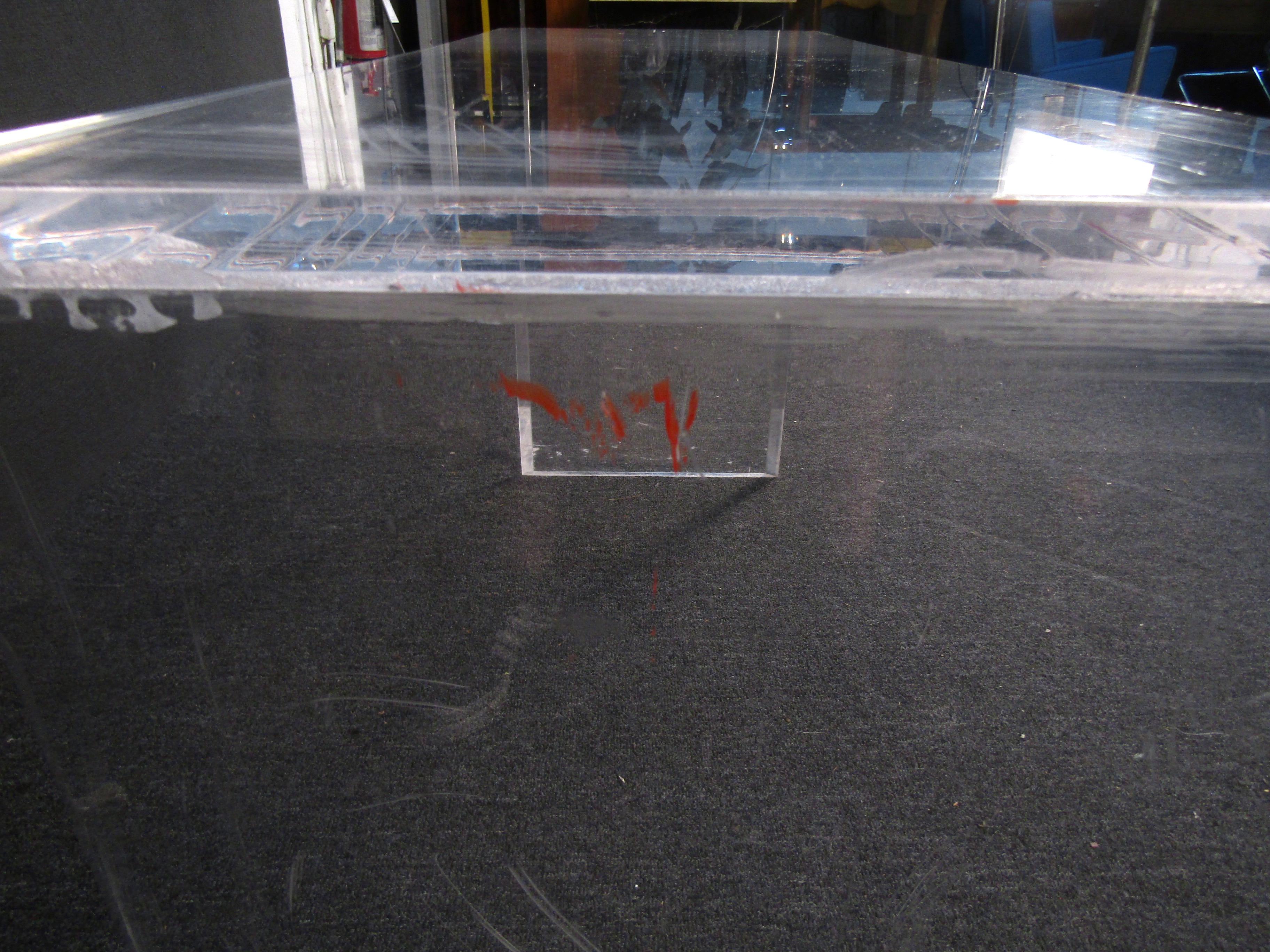 Mid-Century Lucite Foyer Table For Sale 4
