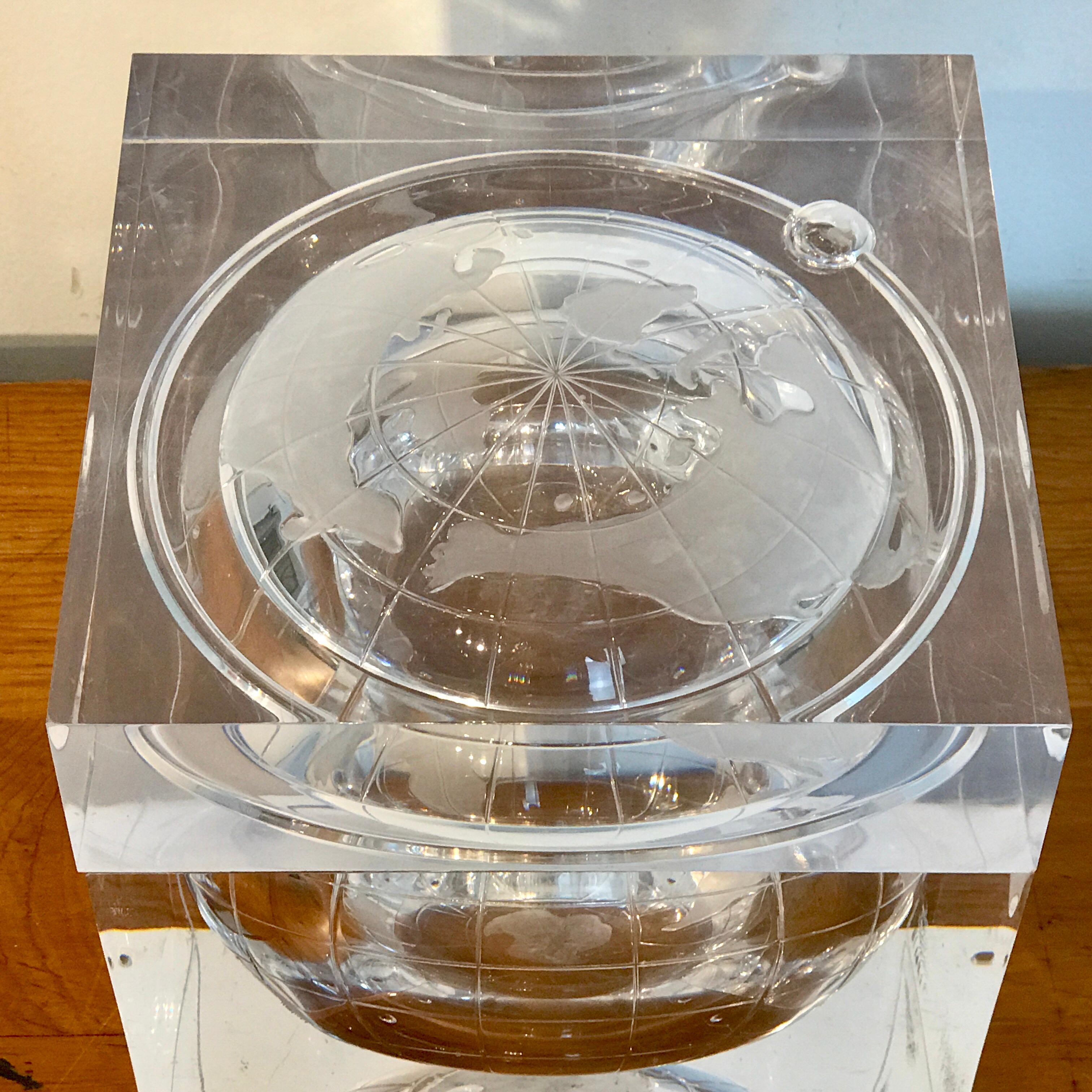 Engraved Midcentury Lucite Globe Motif Ice Bucket