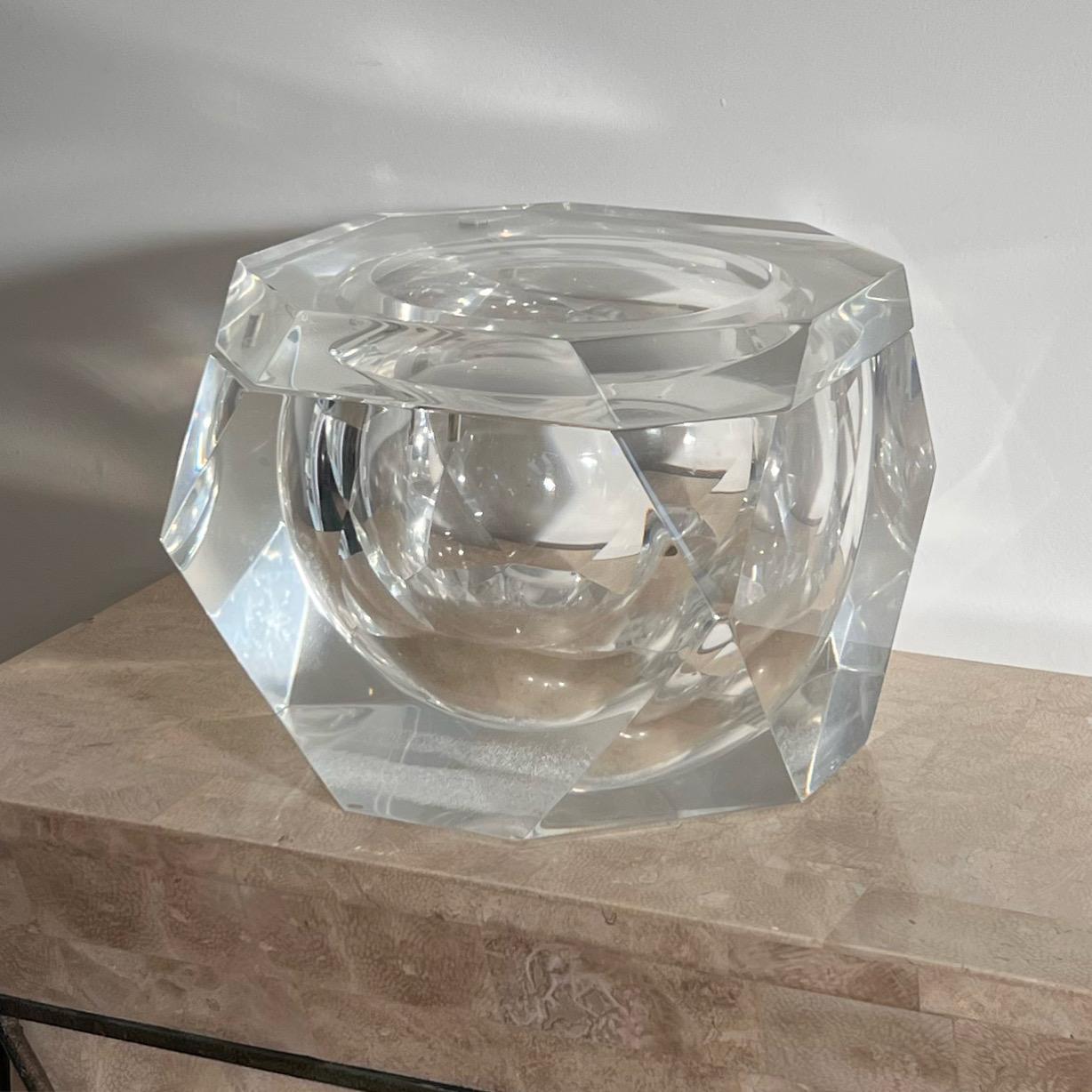Midcentury Lucite Ice Bucket by Alessandro Albrizzi, Late 1960s For Sale 2