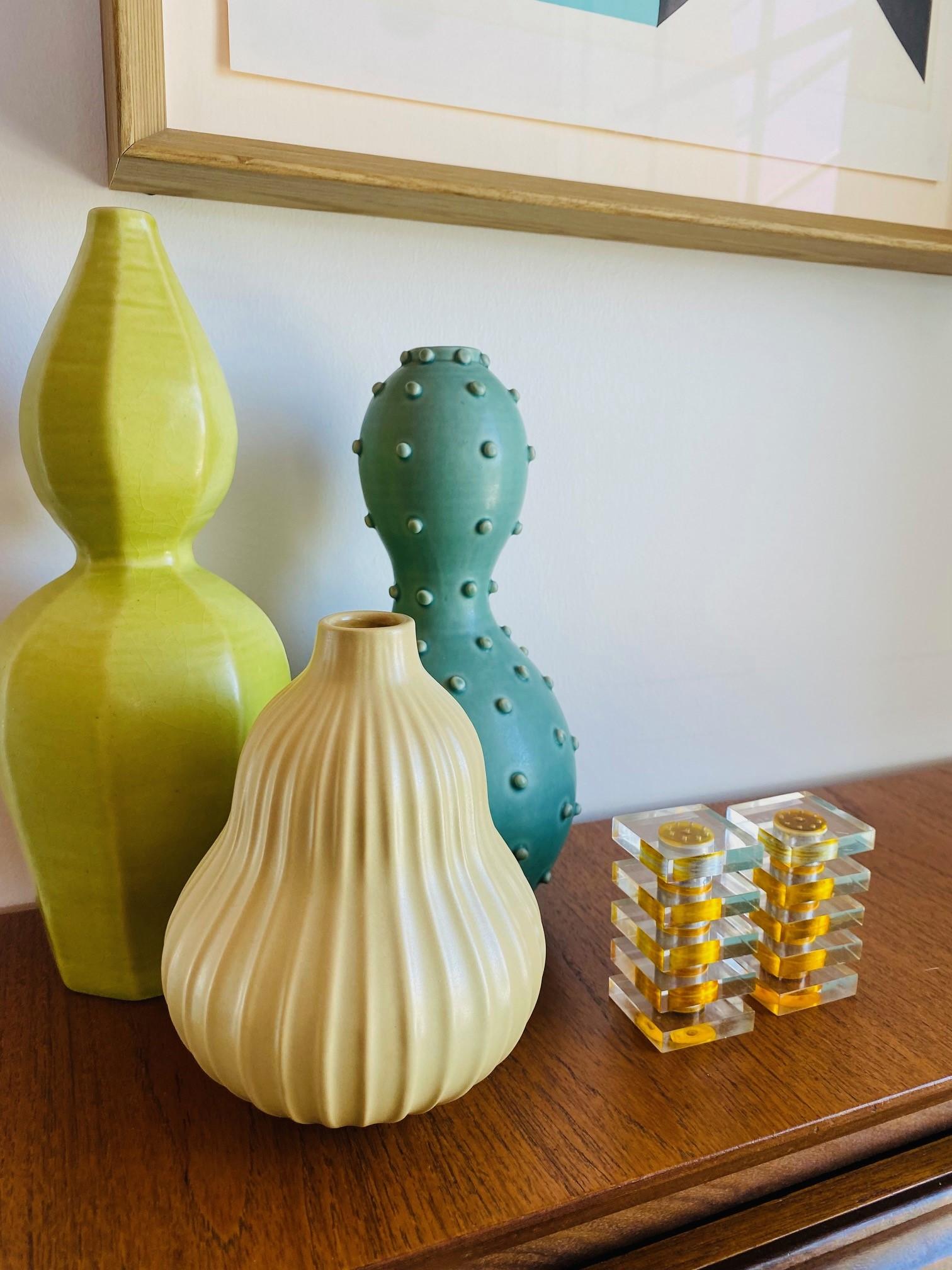 Hand-Crafted Mid Century Lucite Salt and Pepper Shakers in the style of Ritts Astrolite For Sale