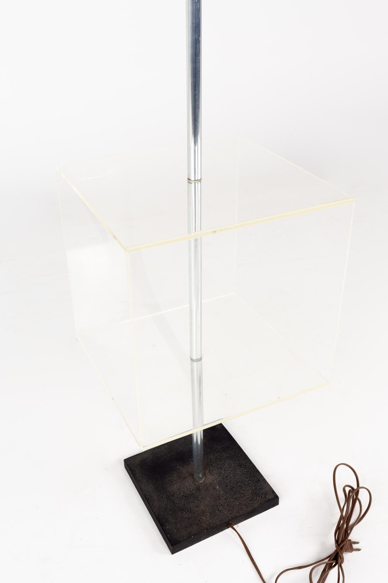 Late 20th Century Mid Century Lucite Table Floor Lamp For Sale
