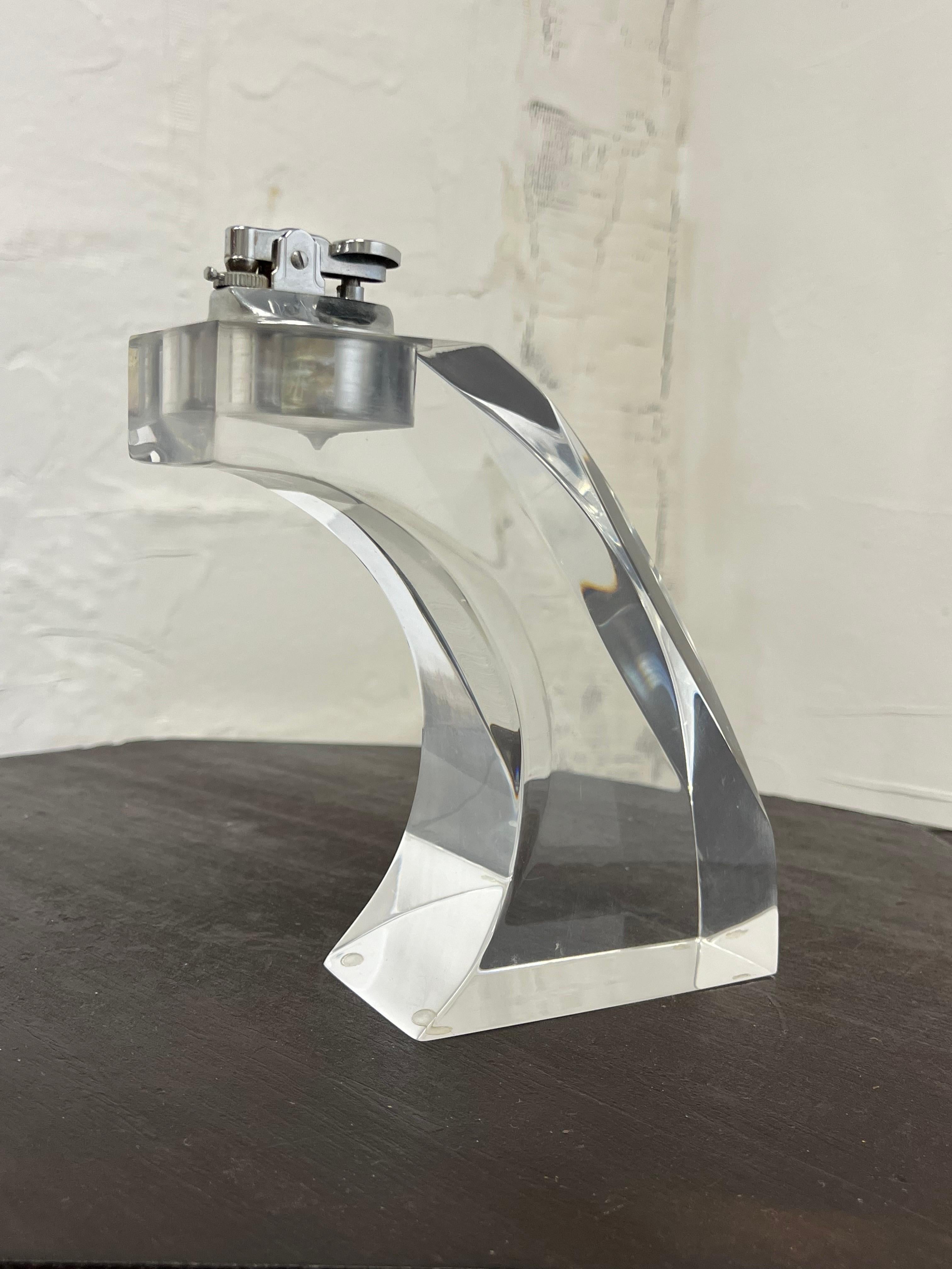 Unknown Mid Century Lucite Table Lighter For Sale