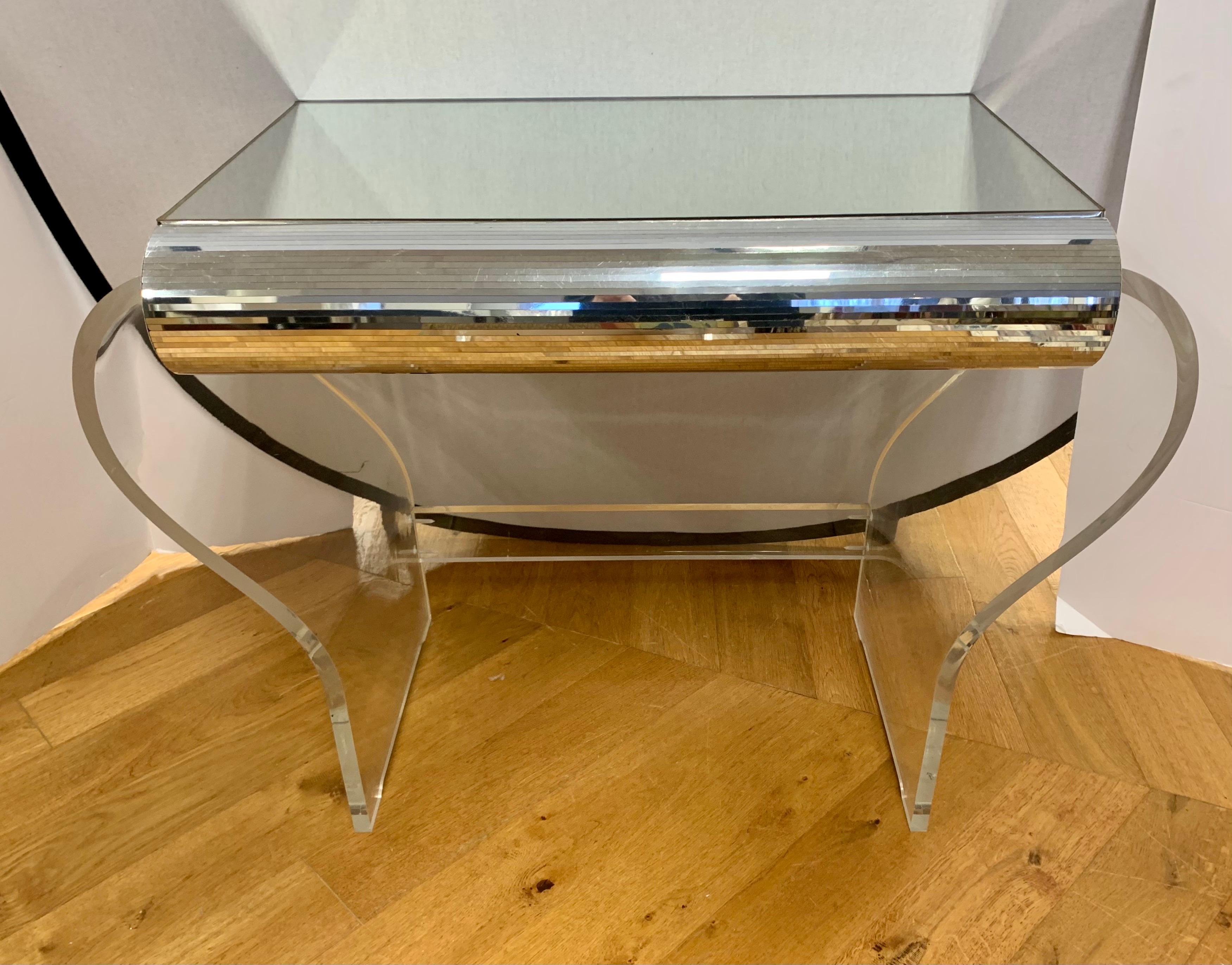 Midcentury Lucite & Mirrored Vanity Desk with Stool, 2 Pc. In Good Condition In West Hartford, CT