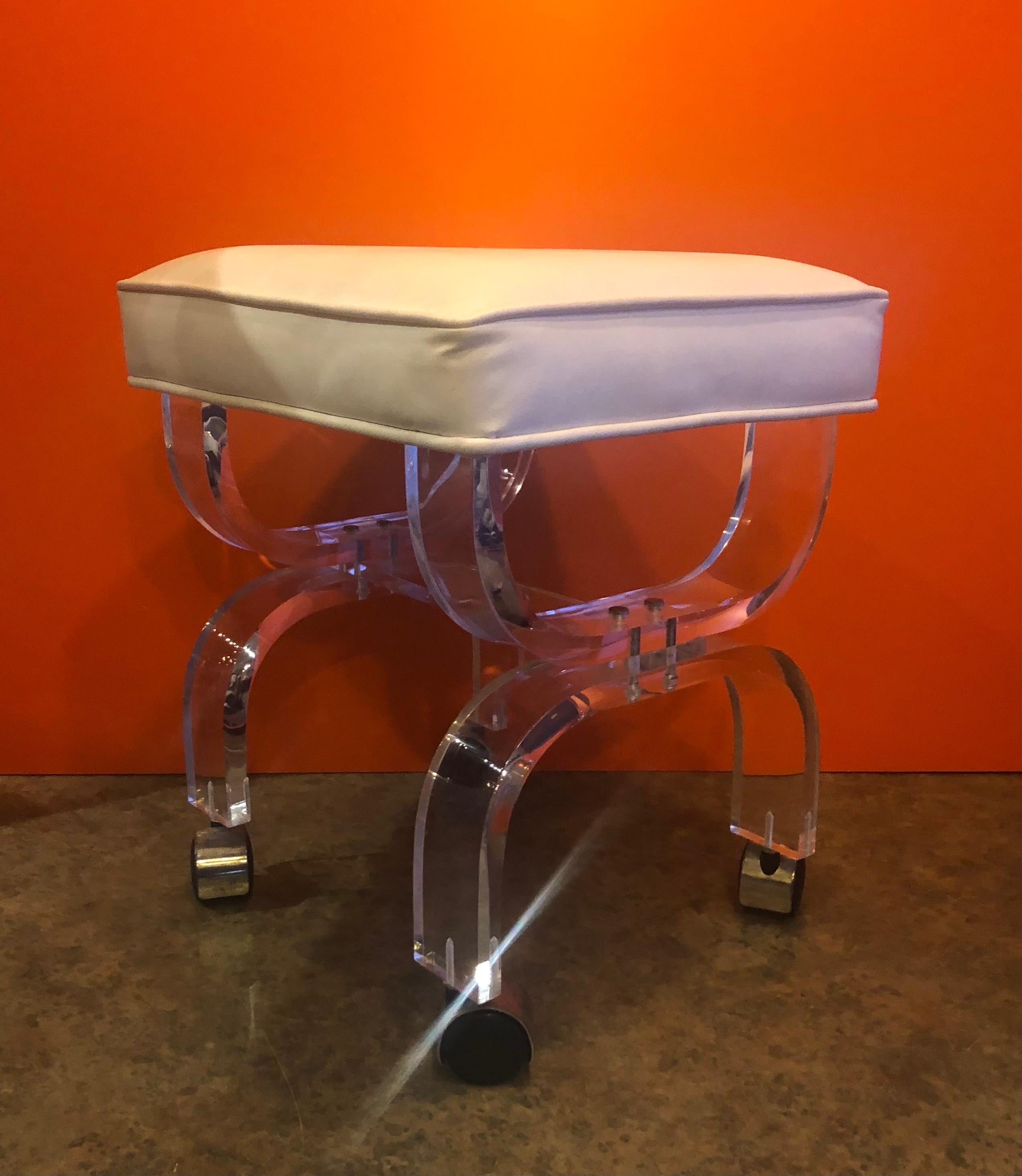 Midcentury Lucite Vanity Stool or Bench with White Seat 5