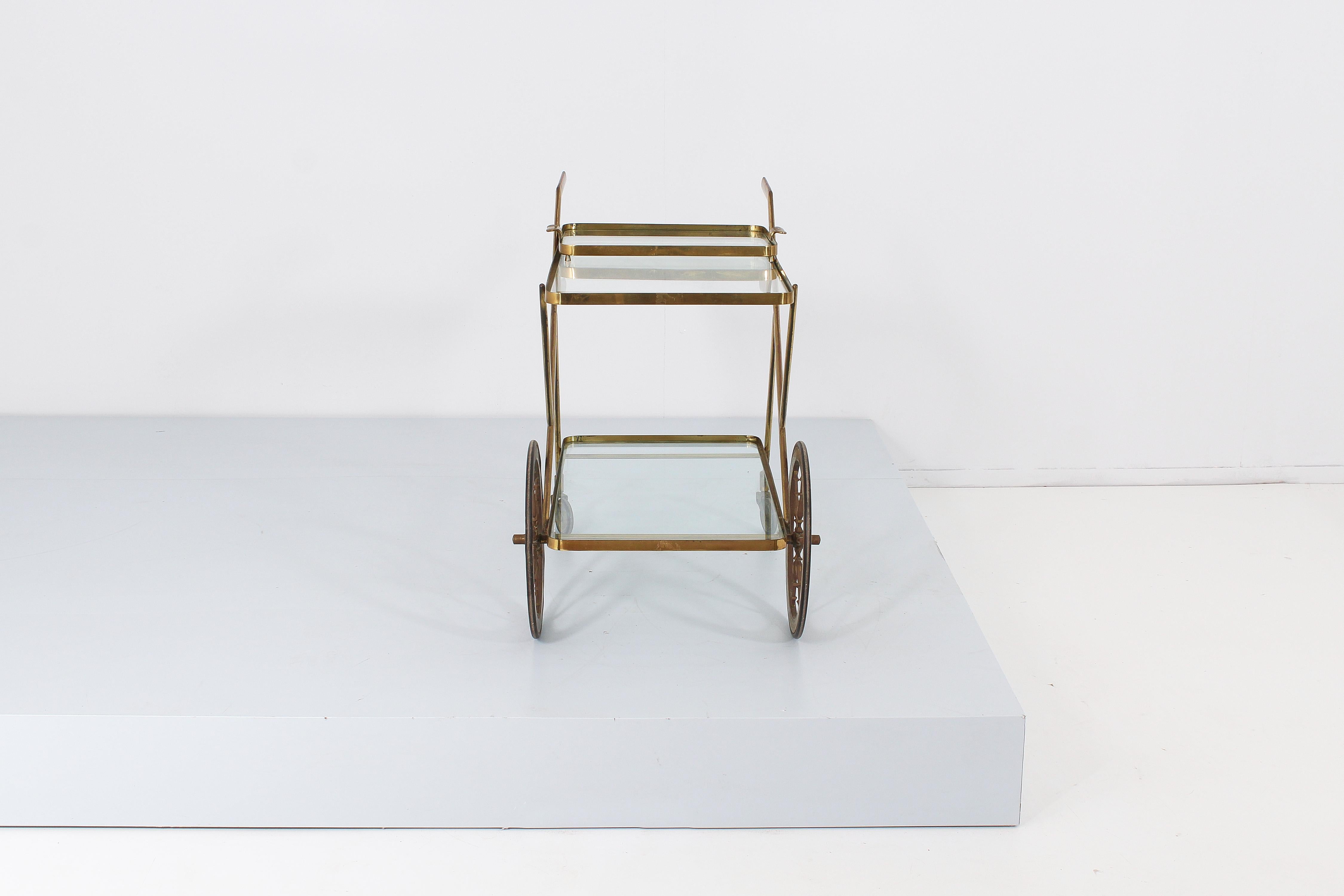 Mid-Century Luigi Brusotti Vintage Solid Brass Serving Bar Cart, Italy, 1950s In Good Condition In Palermo, IT