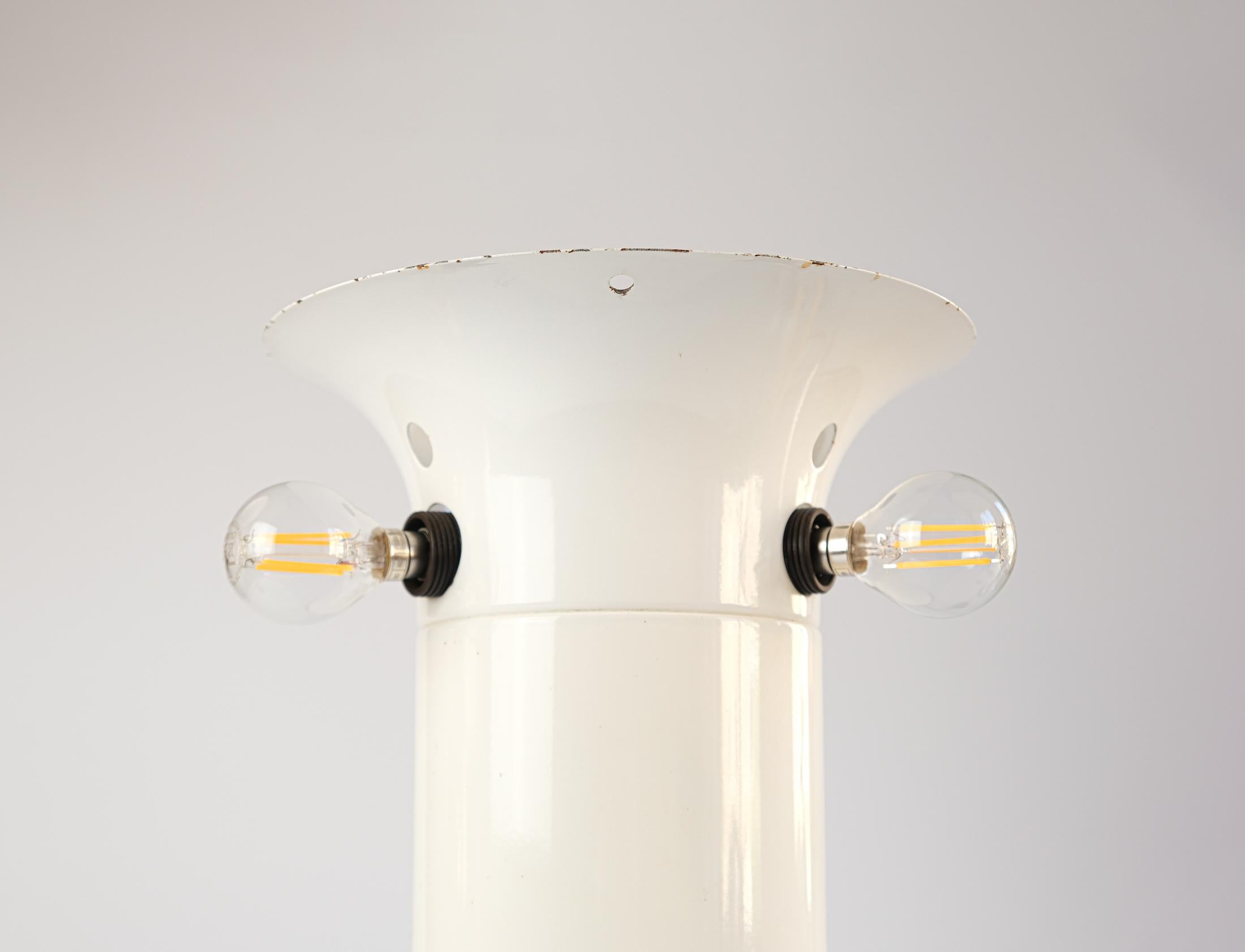 Mid-Century Luigi Massoni „Brumbury“ Tischlampe aus der Mitte des Jahrhunderts für Guzzini, Italien 1969 5