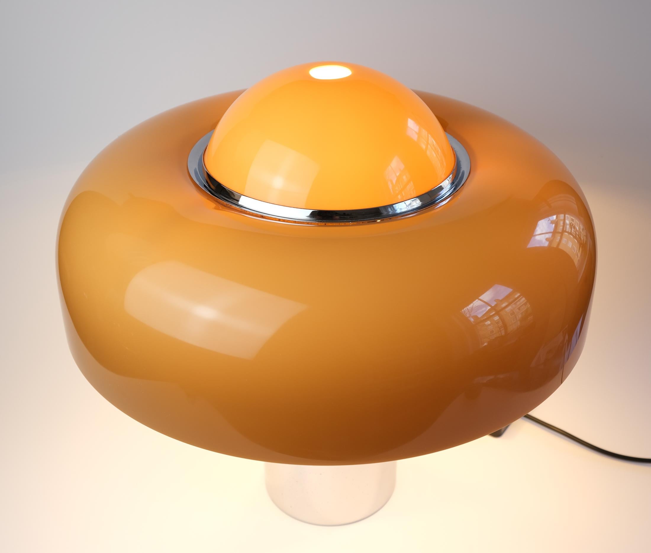 Mid-Century Luigi Massoni „Brumbury“ Tischlampe aus der Mitte des Jahrhunderts für Guzzini, Italien 1969 im Zustand „Relativ gut“ in London, GB