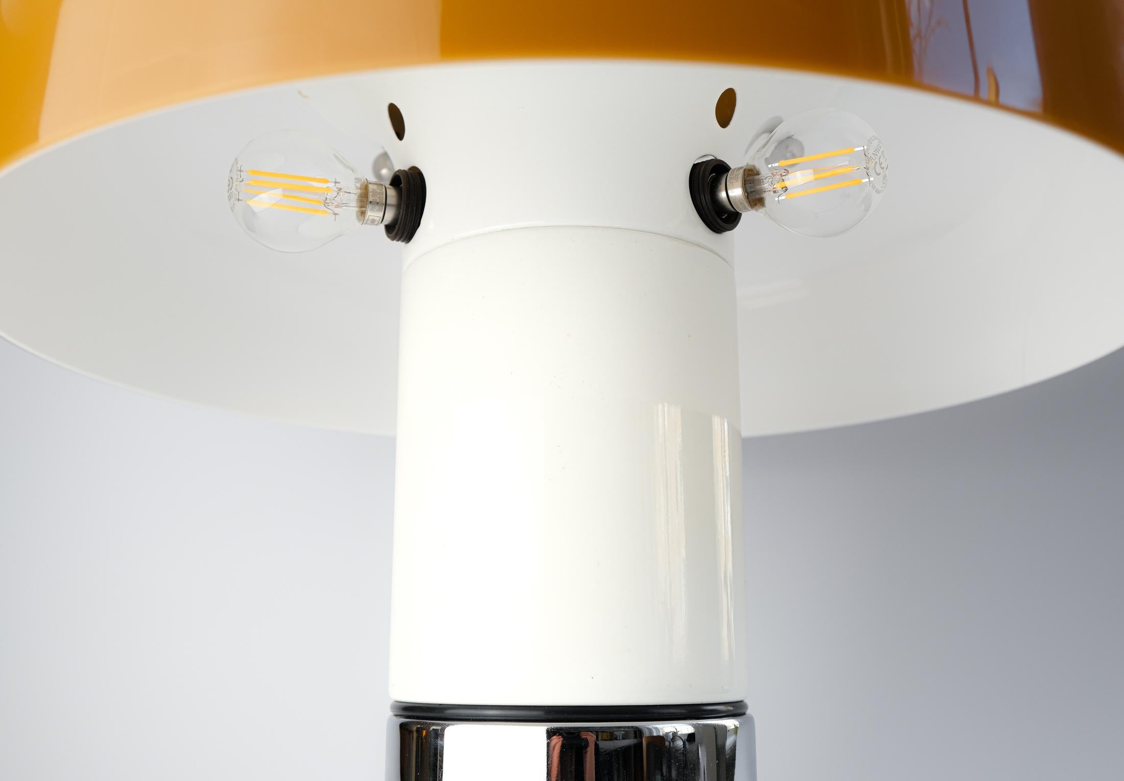 Mid-Century Luigi Massoni „Brumbury“ Tischlampe aus der Mitte des Jahrhunderts für Guzzini, Italien 1969 (Stahl)