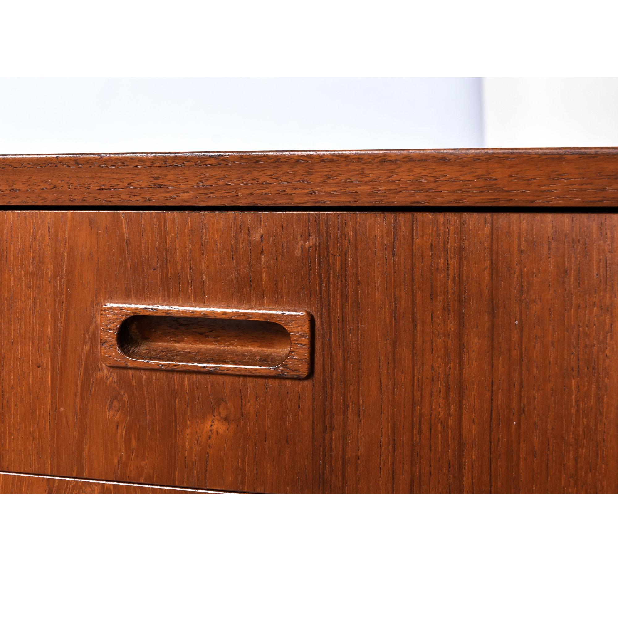 Mid-Century Lyby Mobler Danish Modern Modular Teak Chests of Drawers For Sale 8