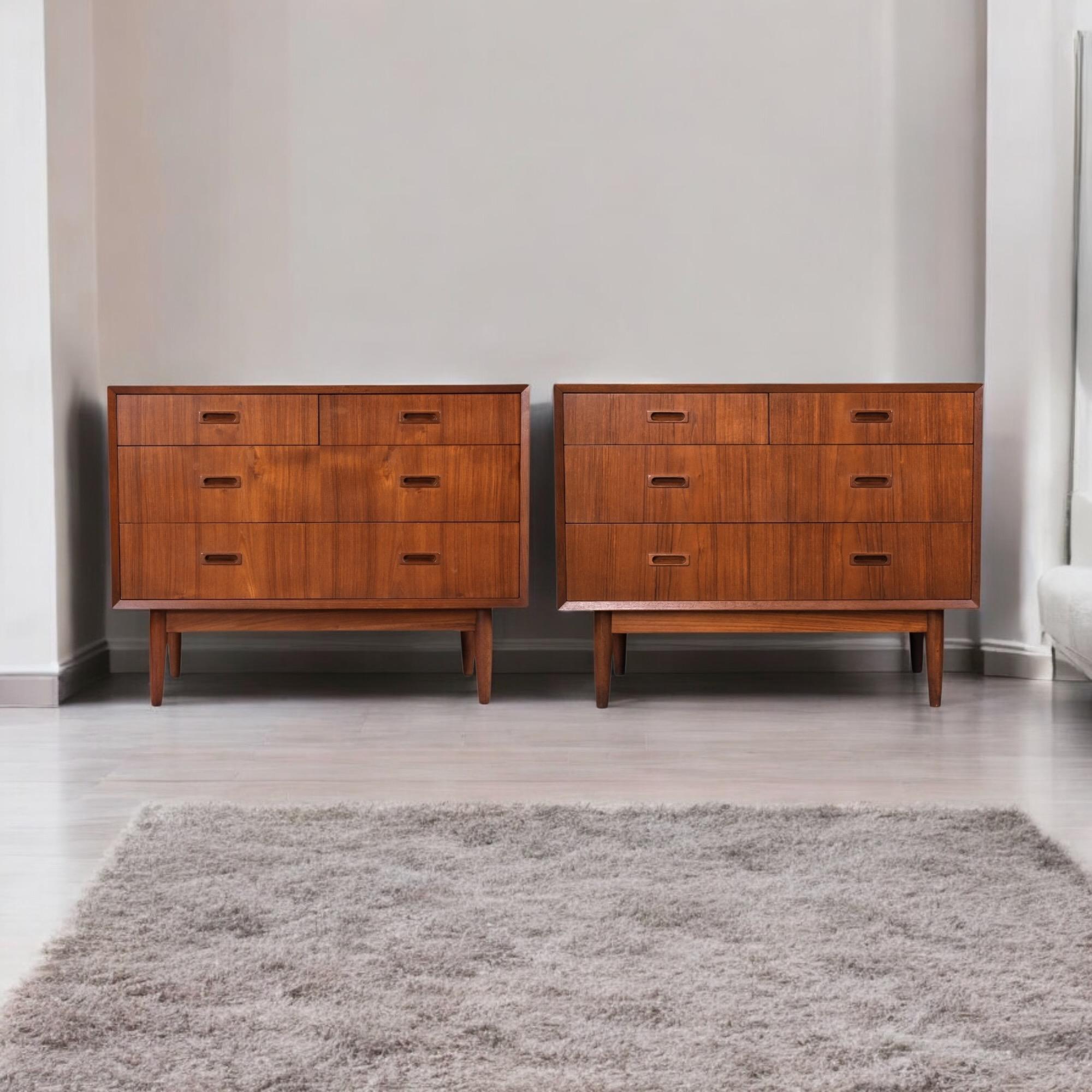 Mid-Century Lyby Mobler Danish Modern Modular Teak Chests of Drawers In Good Condition For Sale In Chattanooga, TN