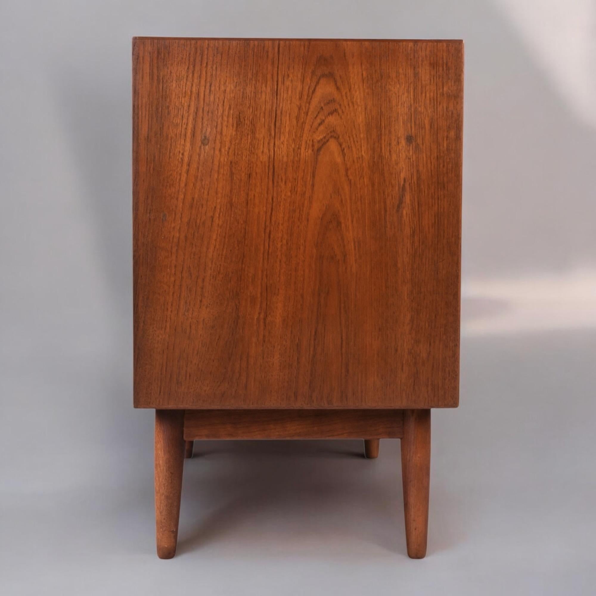 Mid-Century Lyby Mobler Danish Modern Modular Teak Chests of Drawers For Sale 4