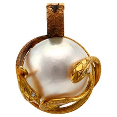 Mid Century Mabe Pearl and Diamond 18k Yellow Gold Pendant