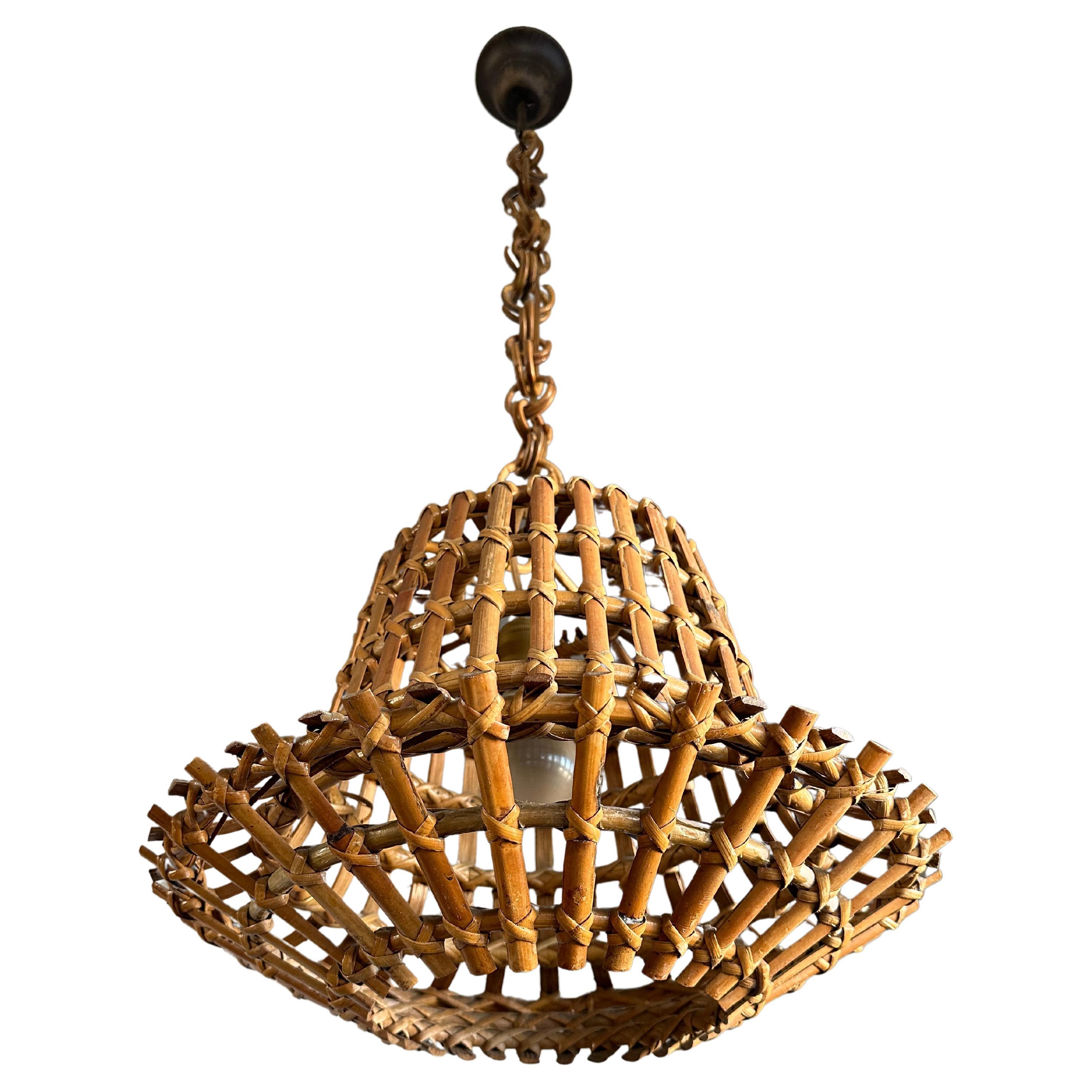 Mid-Century Made Italian Design Organic Bamboo & Woven Wicker Suspension Light 1960 en vente