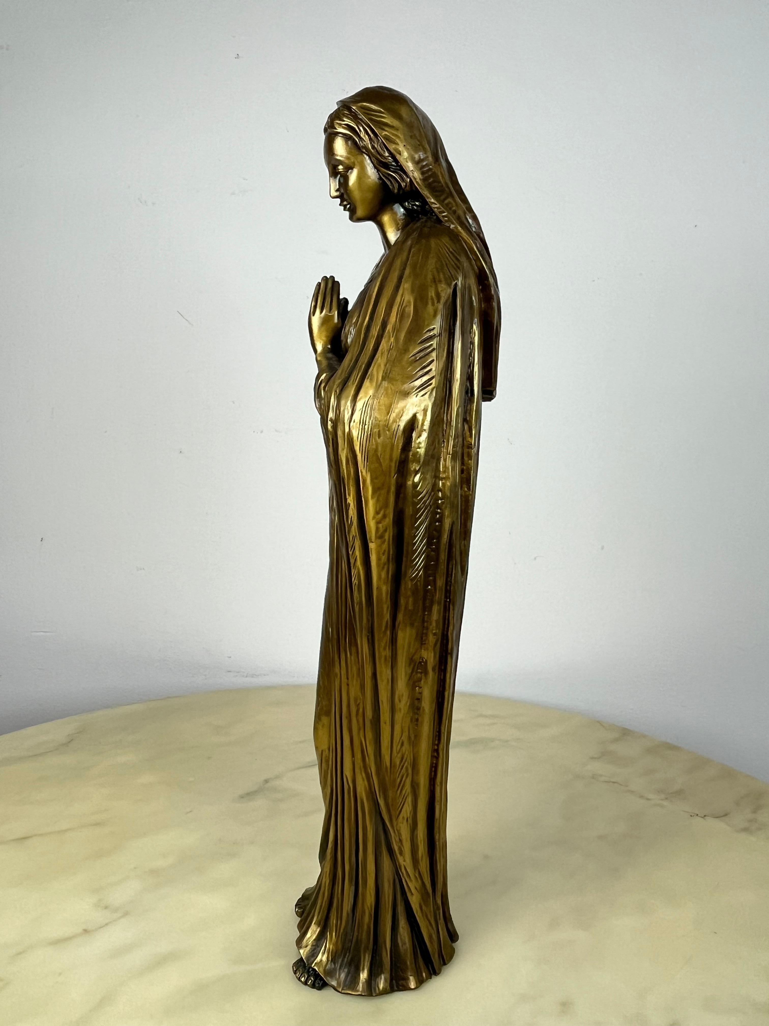 Madonna-Bronzestatue aus der Mitte des Jahrhunderts 64 cm  (Mitte des 20. Jahrhunderts) im Angebot