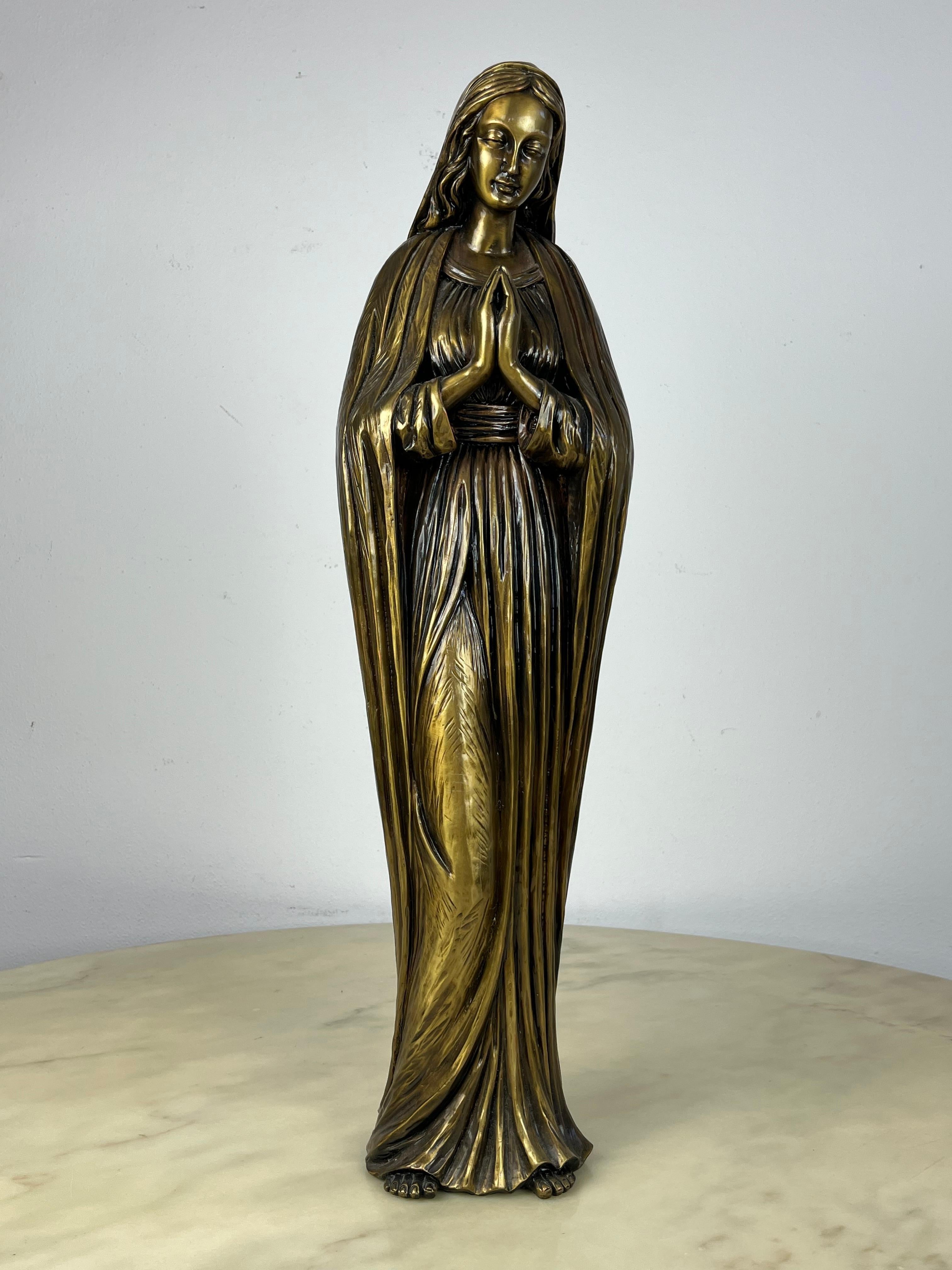 Madonna-Bronzestatue aus der Mitte des Jahrhunderts 64 cm  im Angebot 5