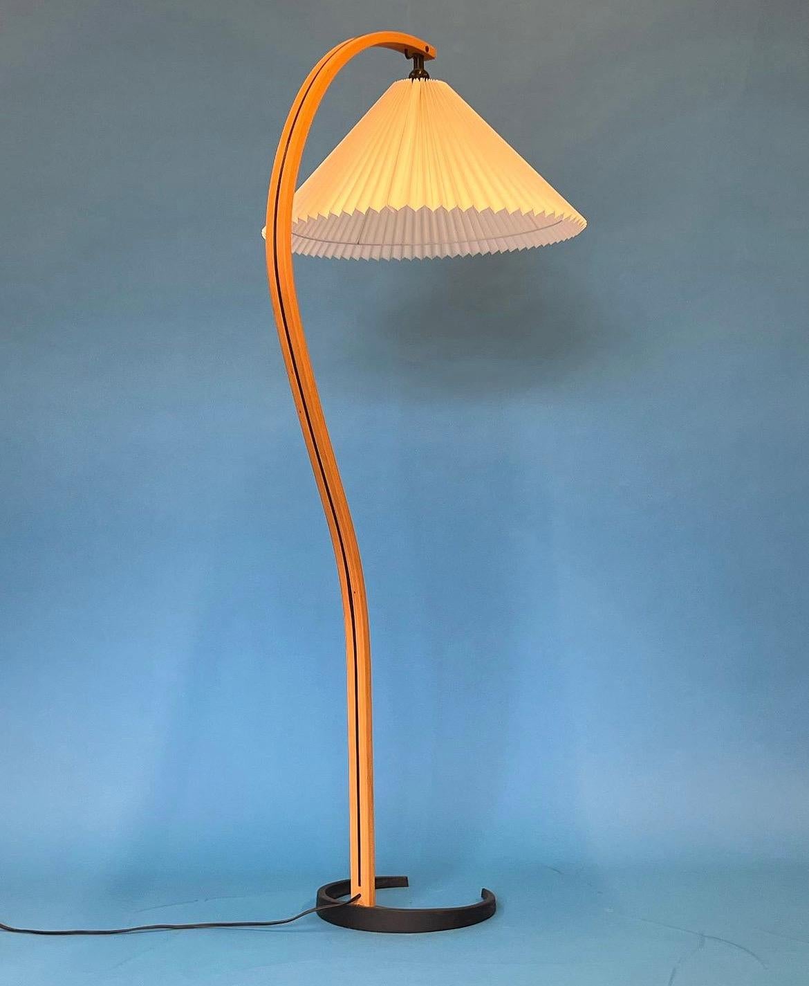 Mid-Century Modern Mid-Century Mads Caprani Bentwood Floor Lamp  For Sale