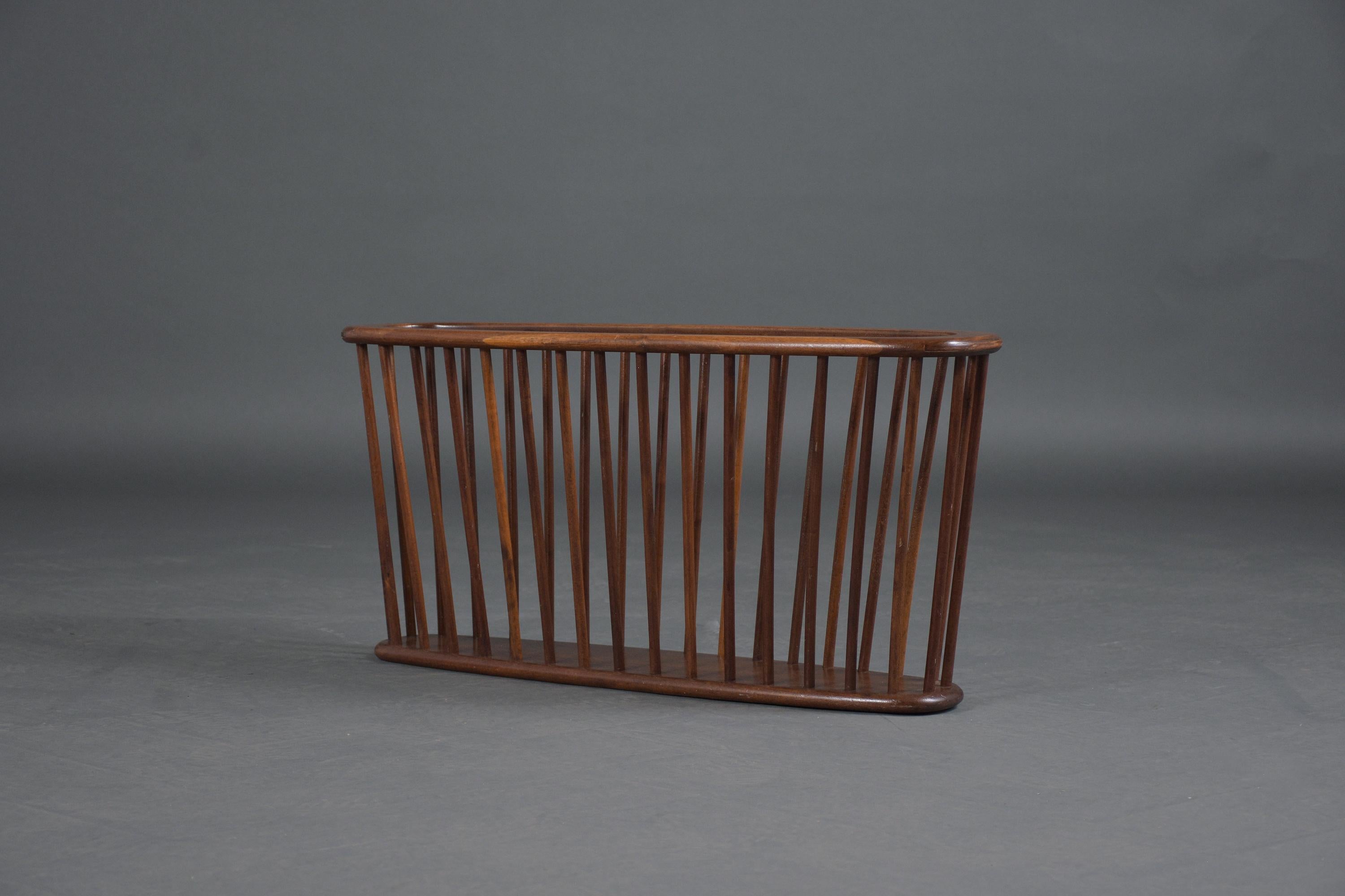 Vintage Mid-Century Magazine Rack For Sale 1