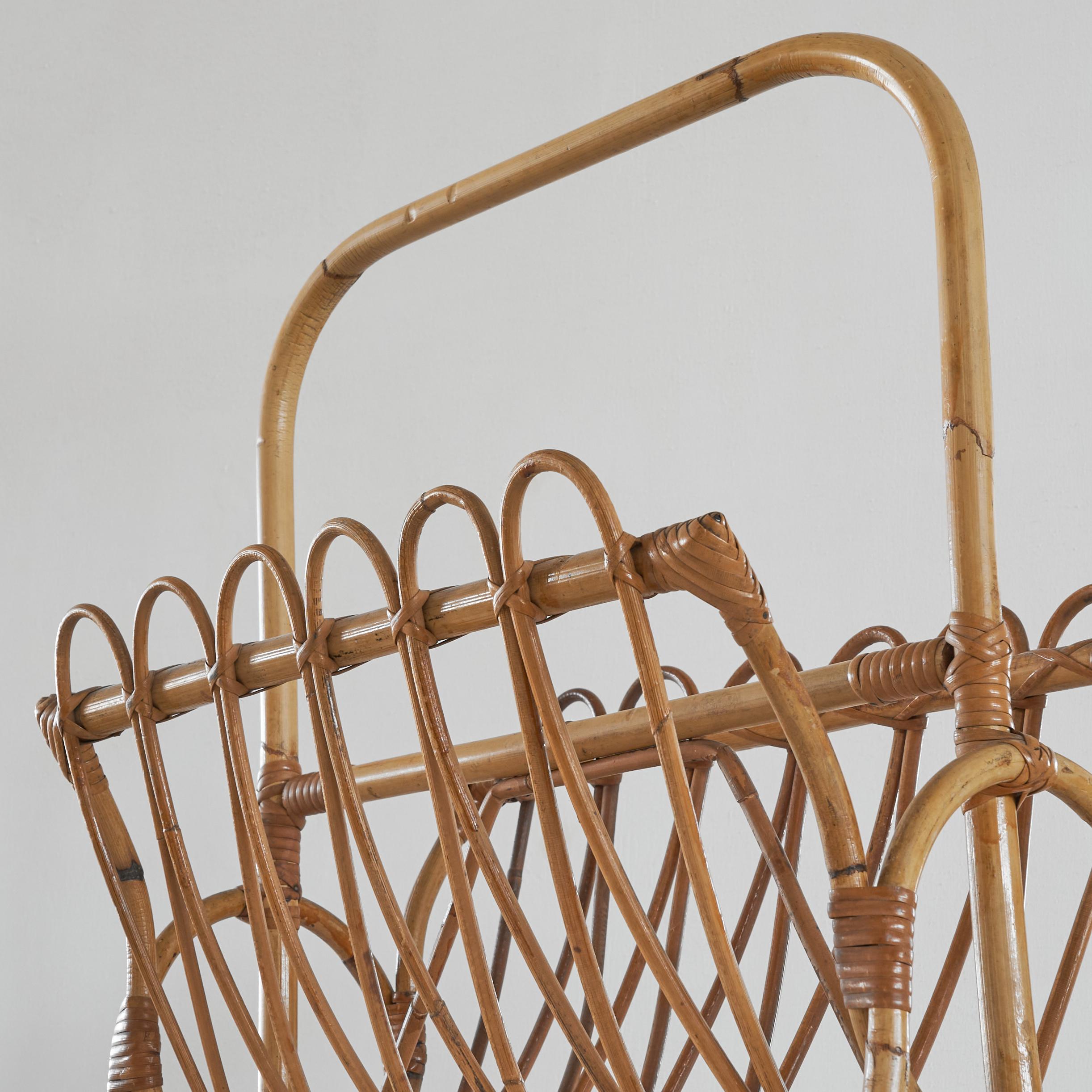 Mid Century Magazine Rack in Bamboo 1960s In Good Condition For Sale In Tilburg, NL