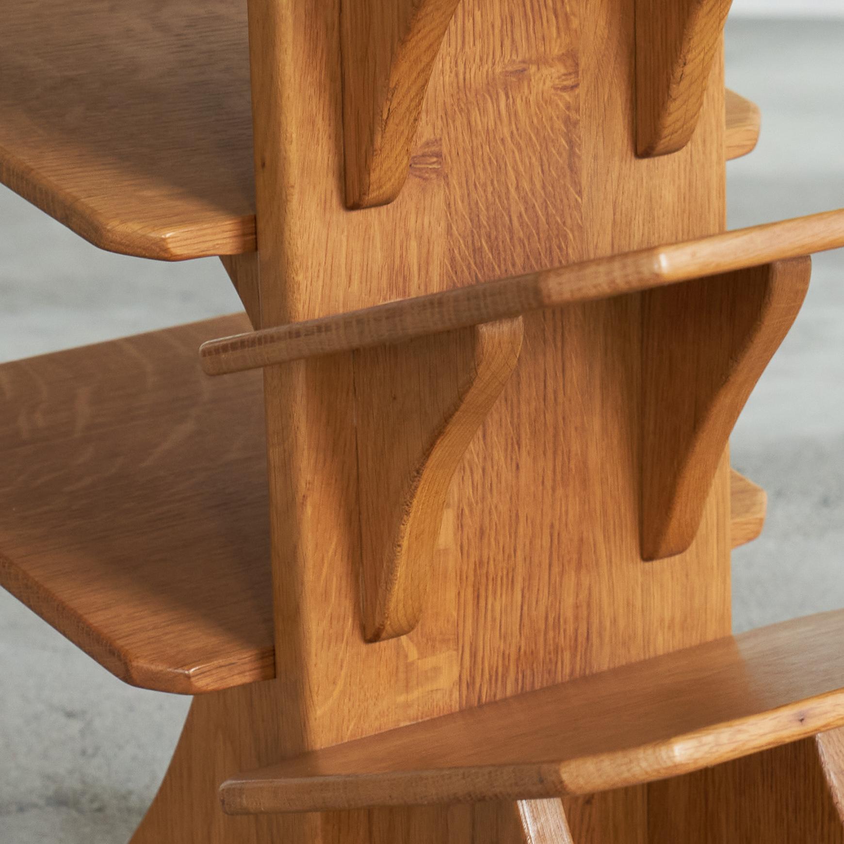 Portariviste di metà secolo in Oak massiccio in vendita 2