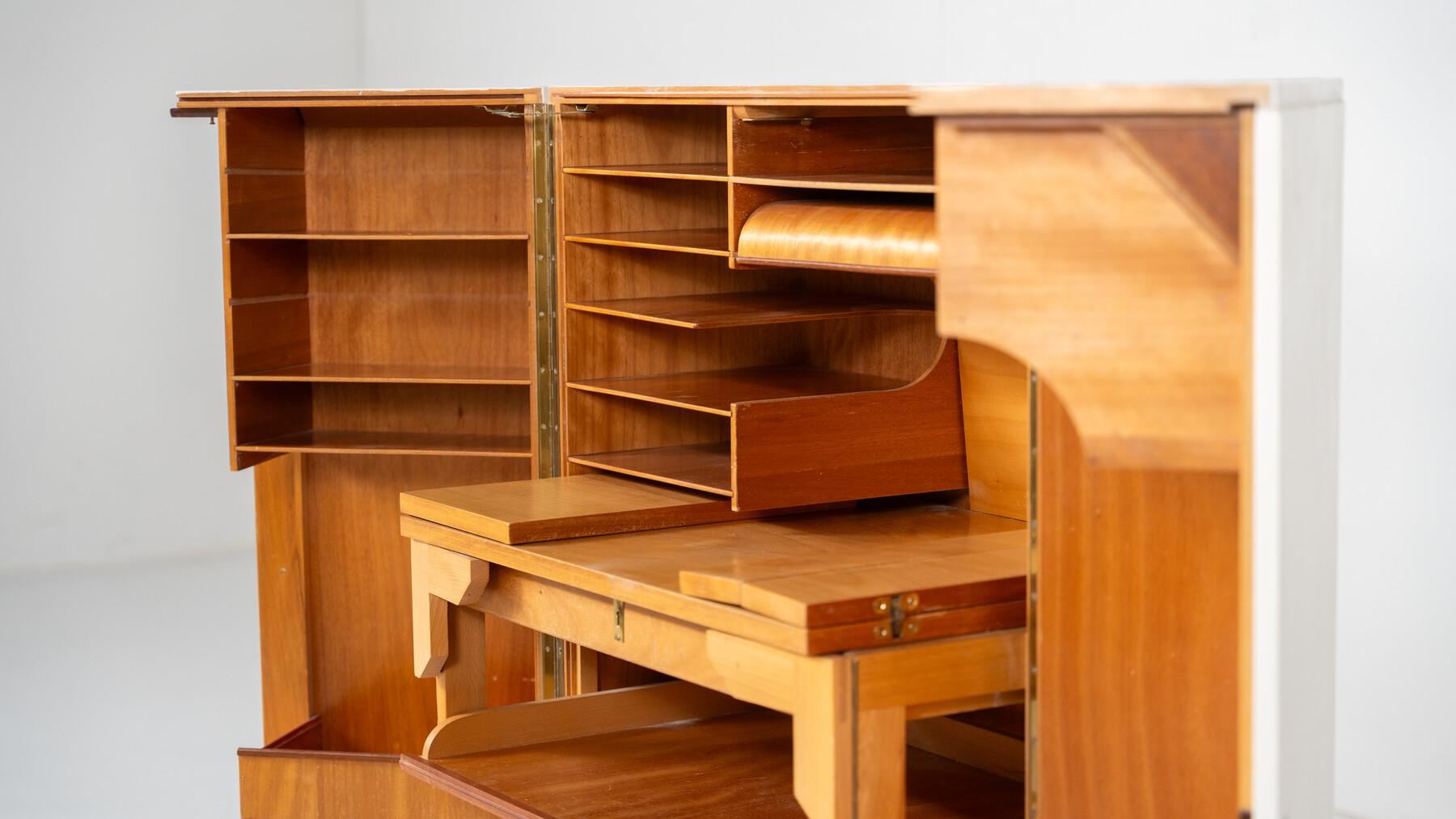 Mid-Century Magic Box Desk by Mummenthaler & Meier, Switzerland, 1955 In Good Condition For Sale In Brussels, BE