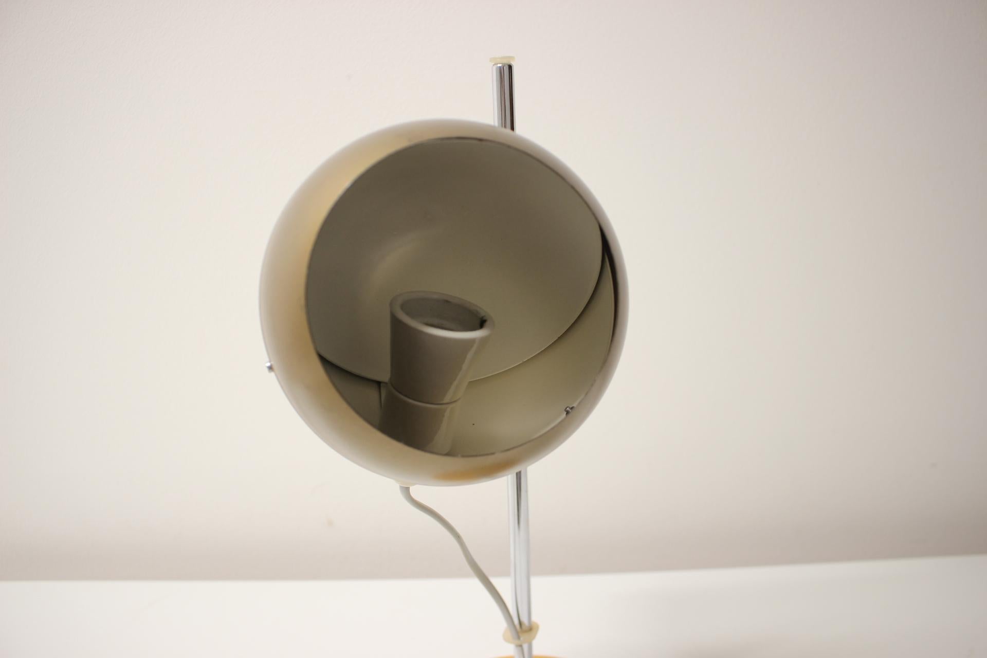 Lámpara de mesa magnética de mediados de siglo Drukov, años 70 en venta 5