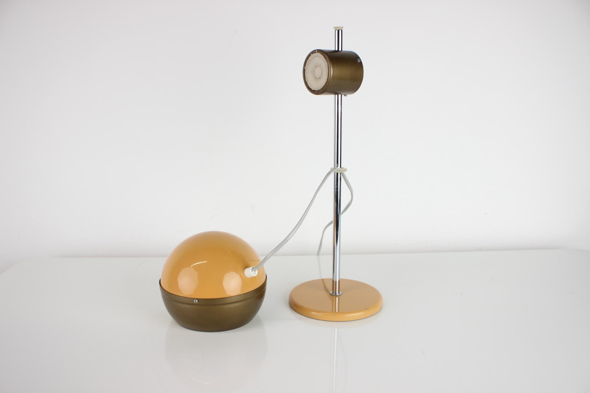 Late 20th Century Mid-Century Magnetic Table Lamp Drukov, 1970's For Sale