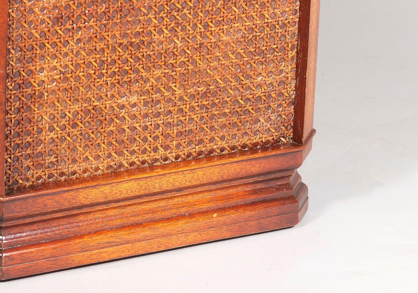Mid Century Mahogany and Rattan Square Cube indoor Planter Jardinière Stand 3