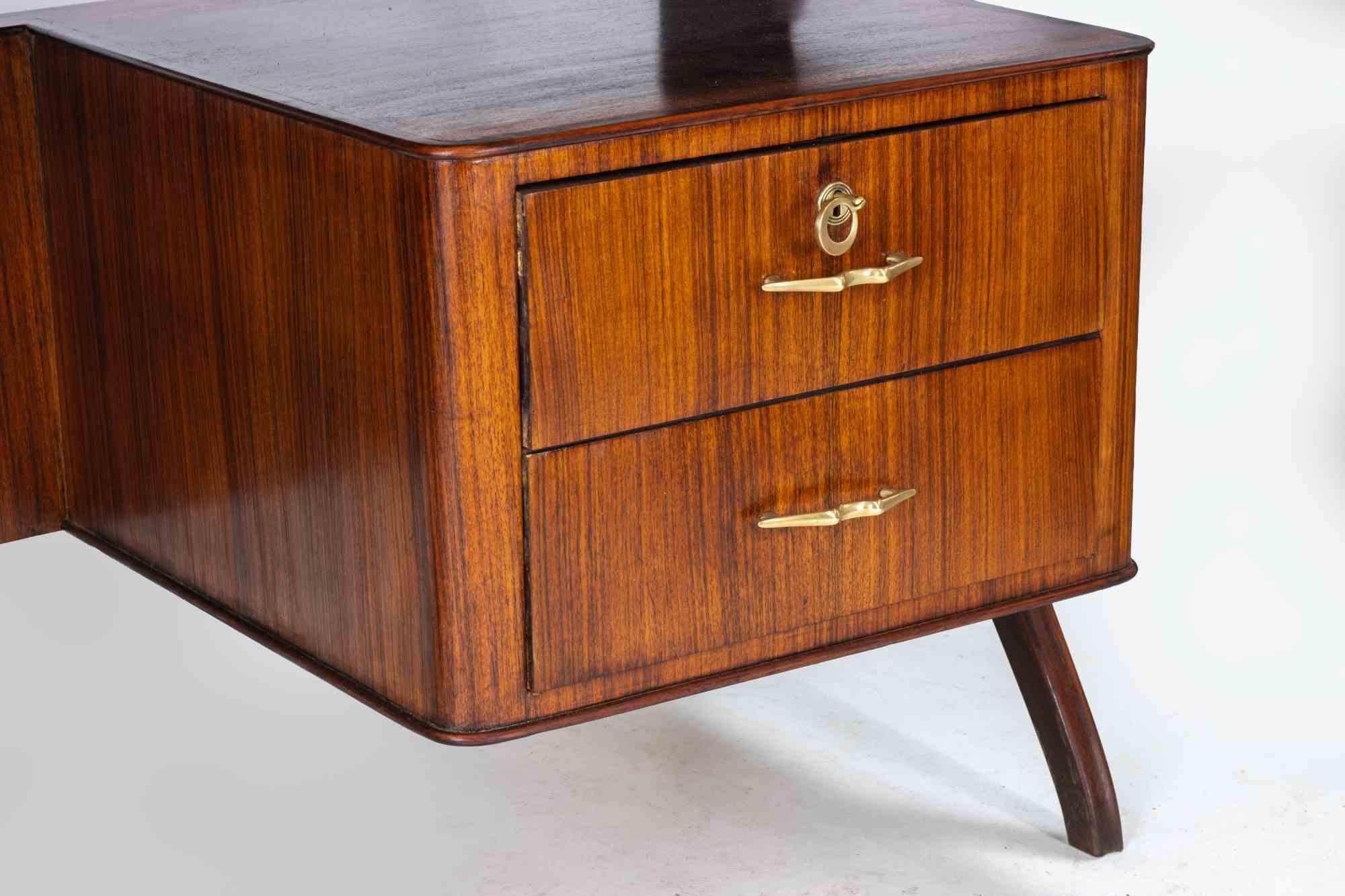 Scrivania in mogano della metà del secolo scorso attribuita a Vittorio Dassi, anni '50 in vendita 1