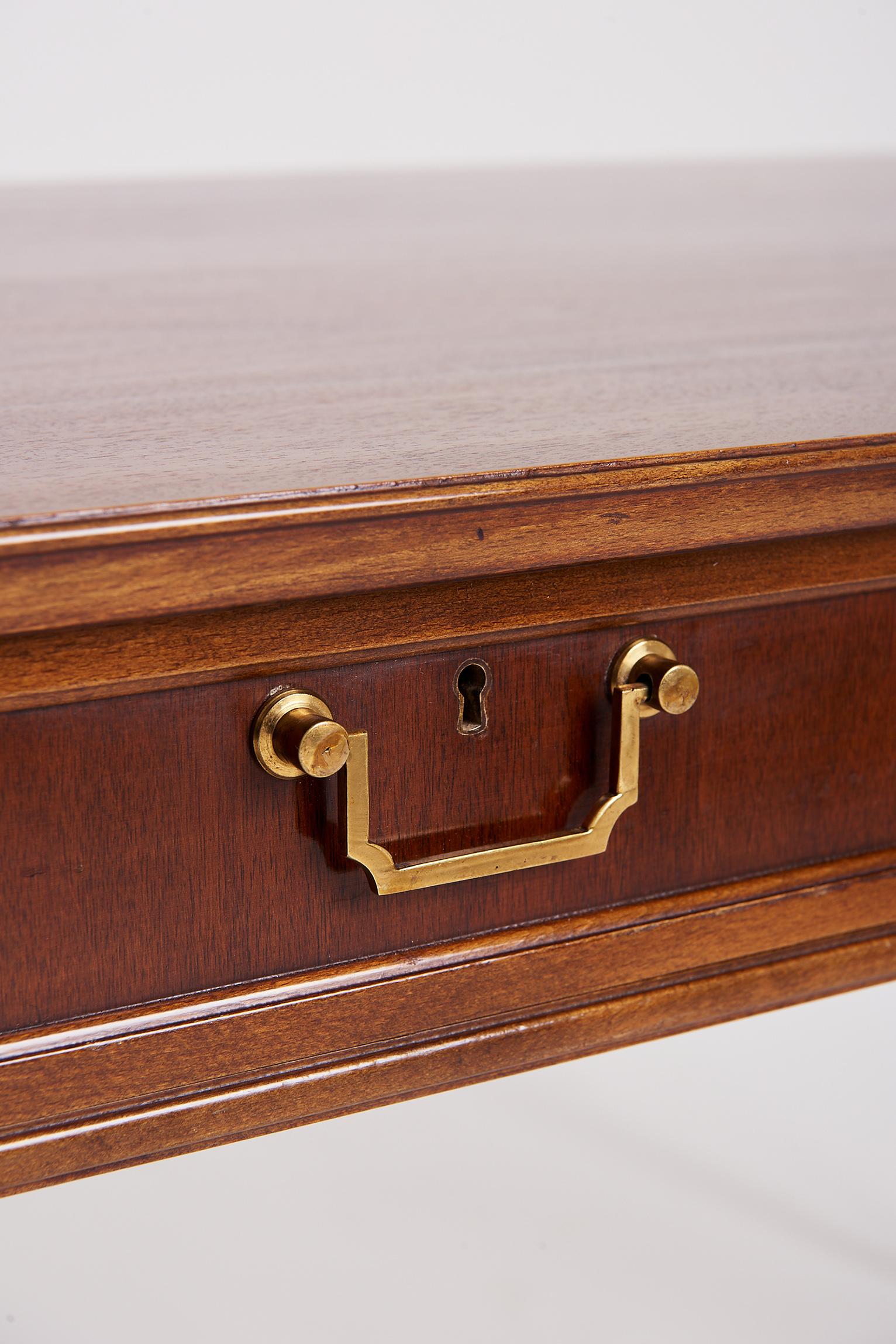 Midcentury Mahogany Desk 4