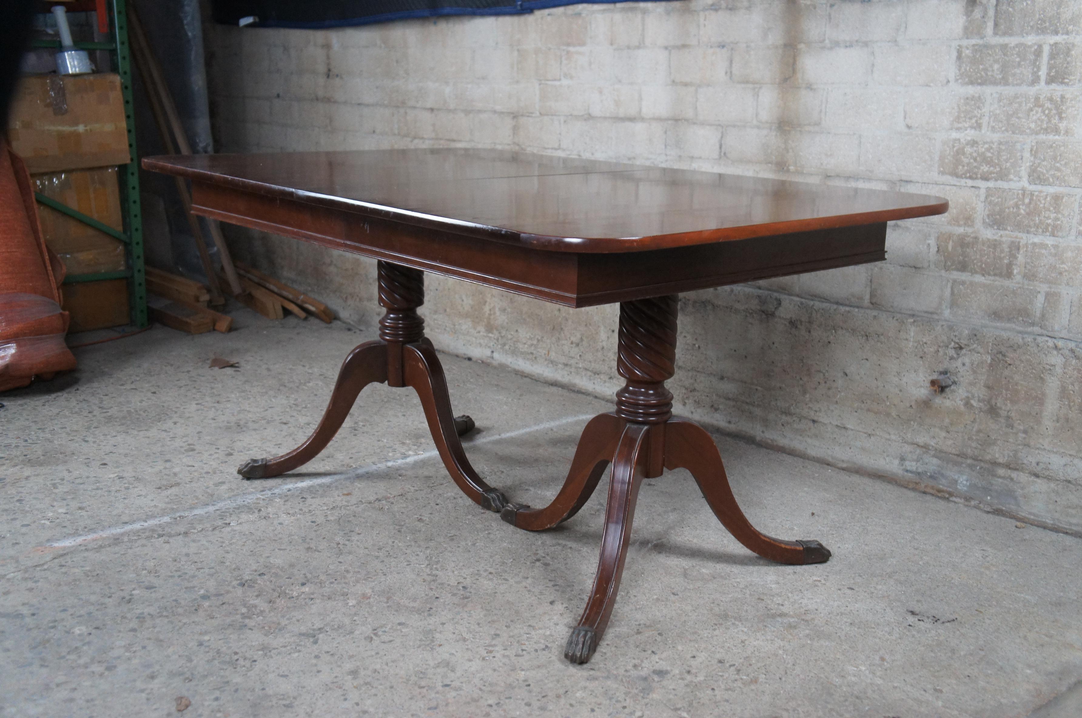 Mid Century Mahogany Duncan Phyfe Barley Twist Claw Foot Dining Table 62