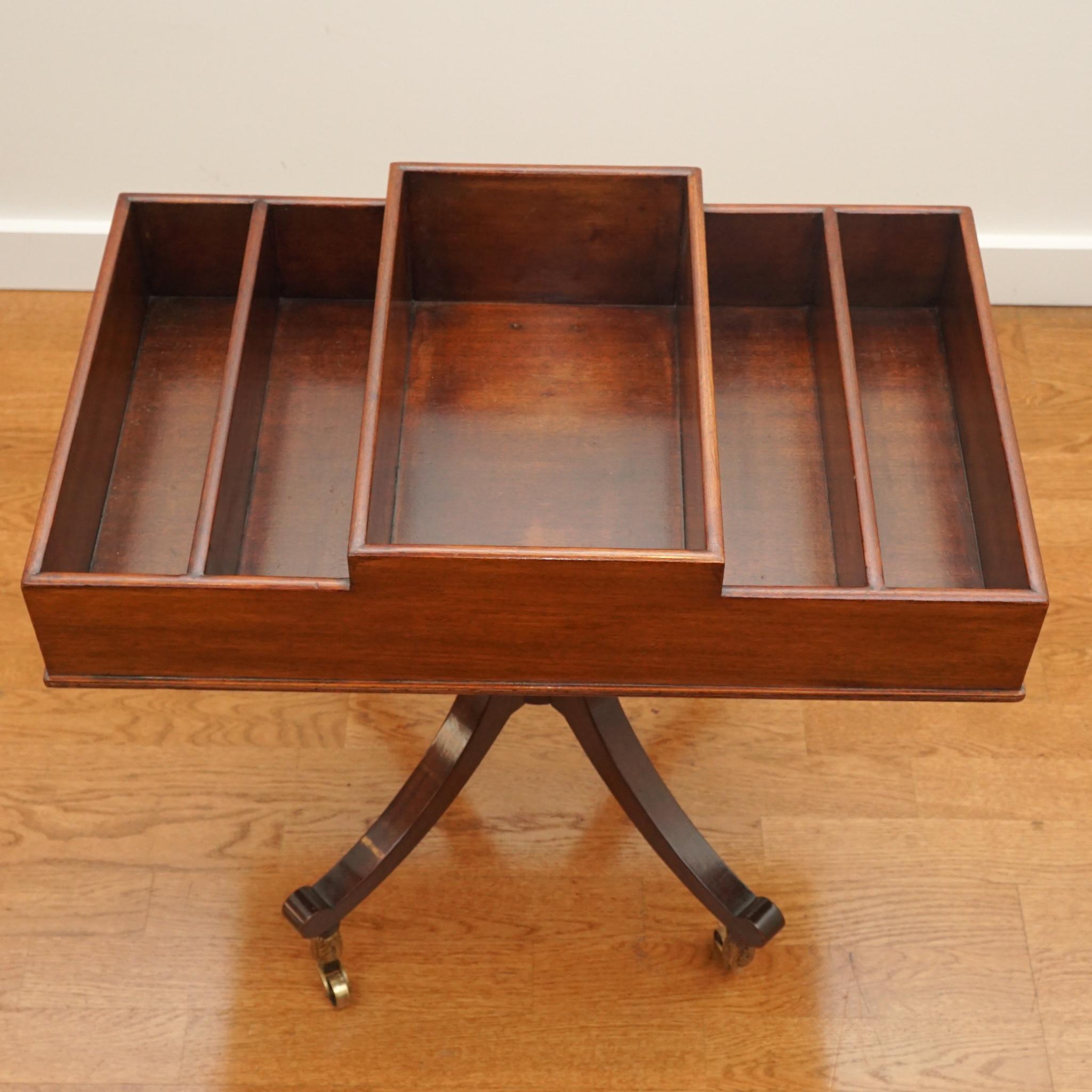 Machine-Made Mid-Century Mahogany Magazine Stand/Side Table For Sale